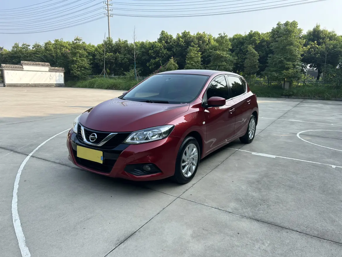 Nissan Tiida  из Китая