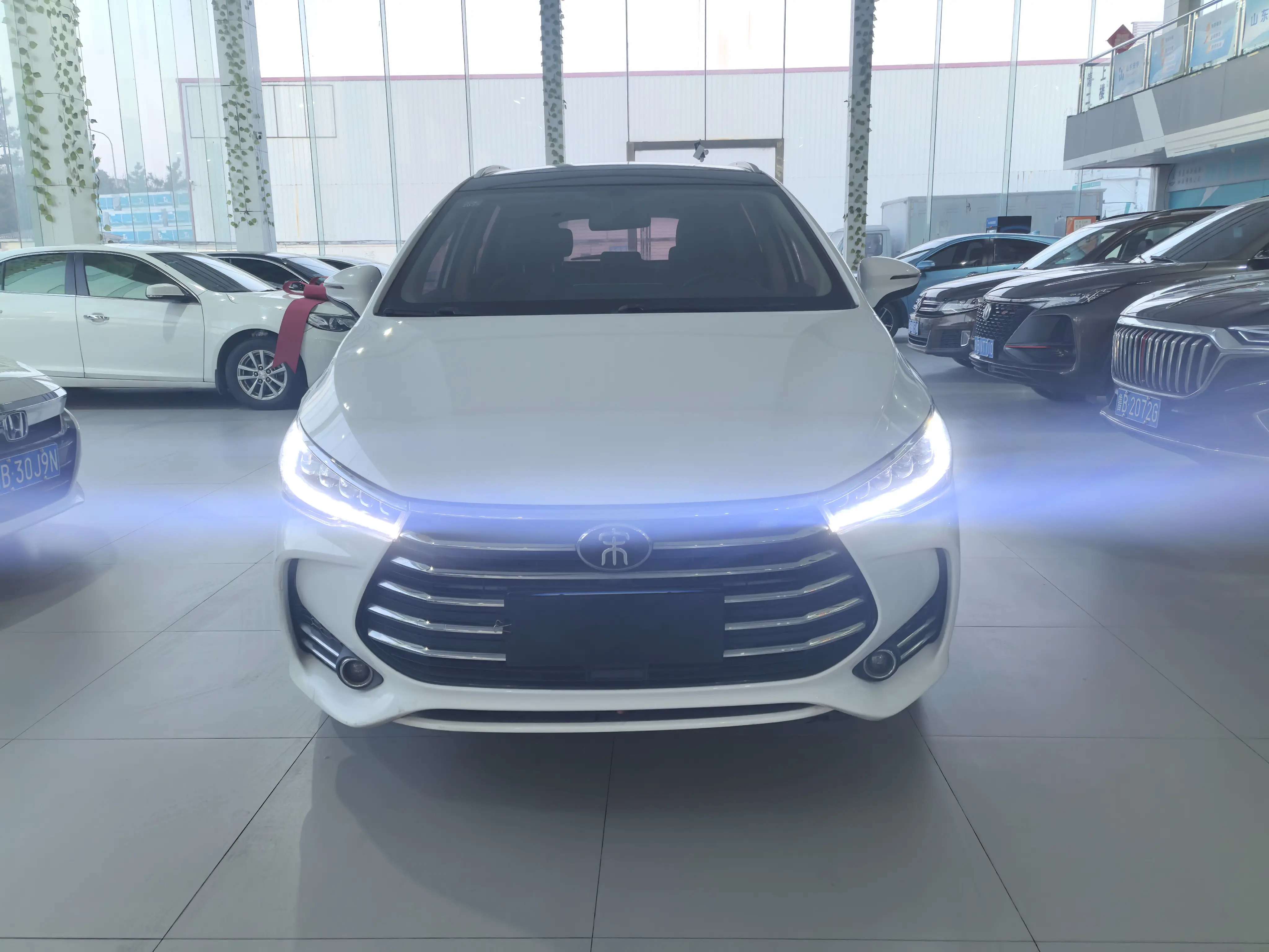 BYD Song MAX  из Китая