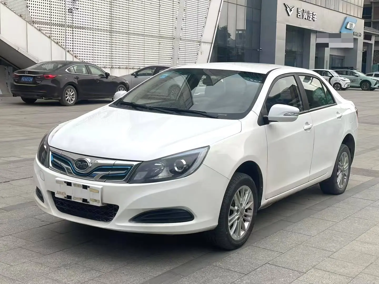 BYD e5  из Китая