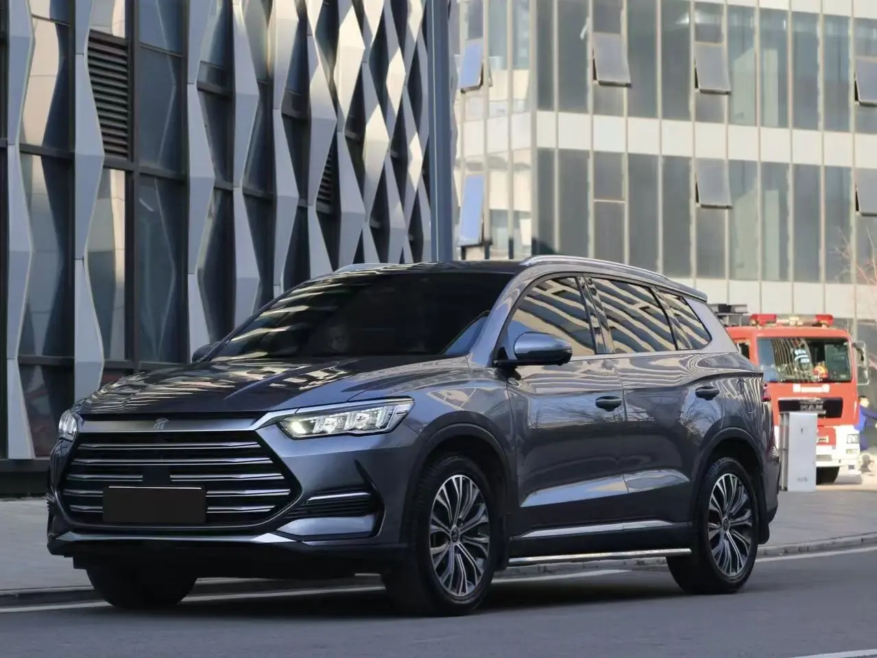 BYD Song Pro DM  из Китая