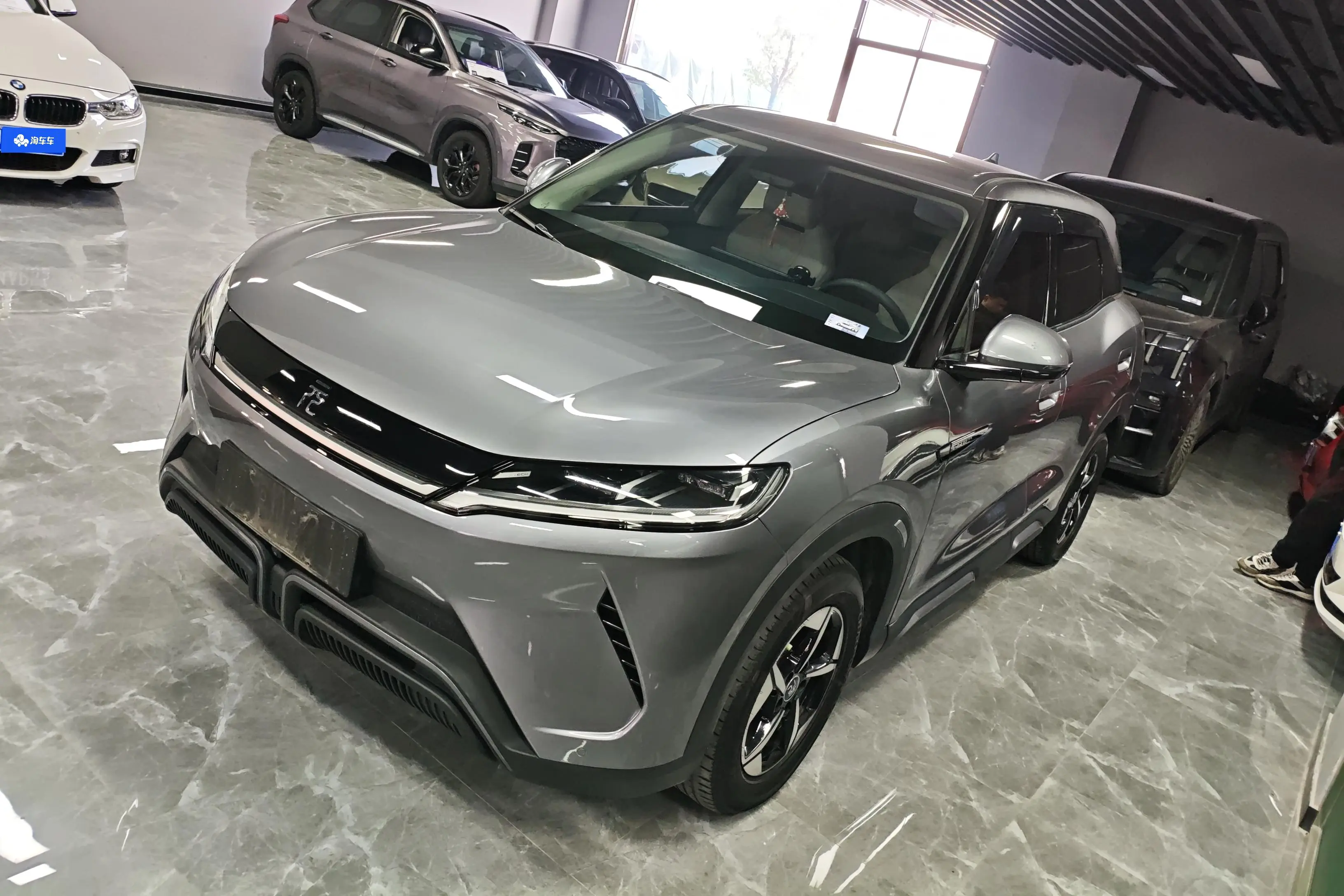 BYD Yuan UP  из Китая