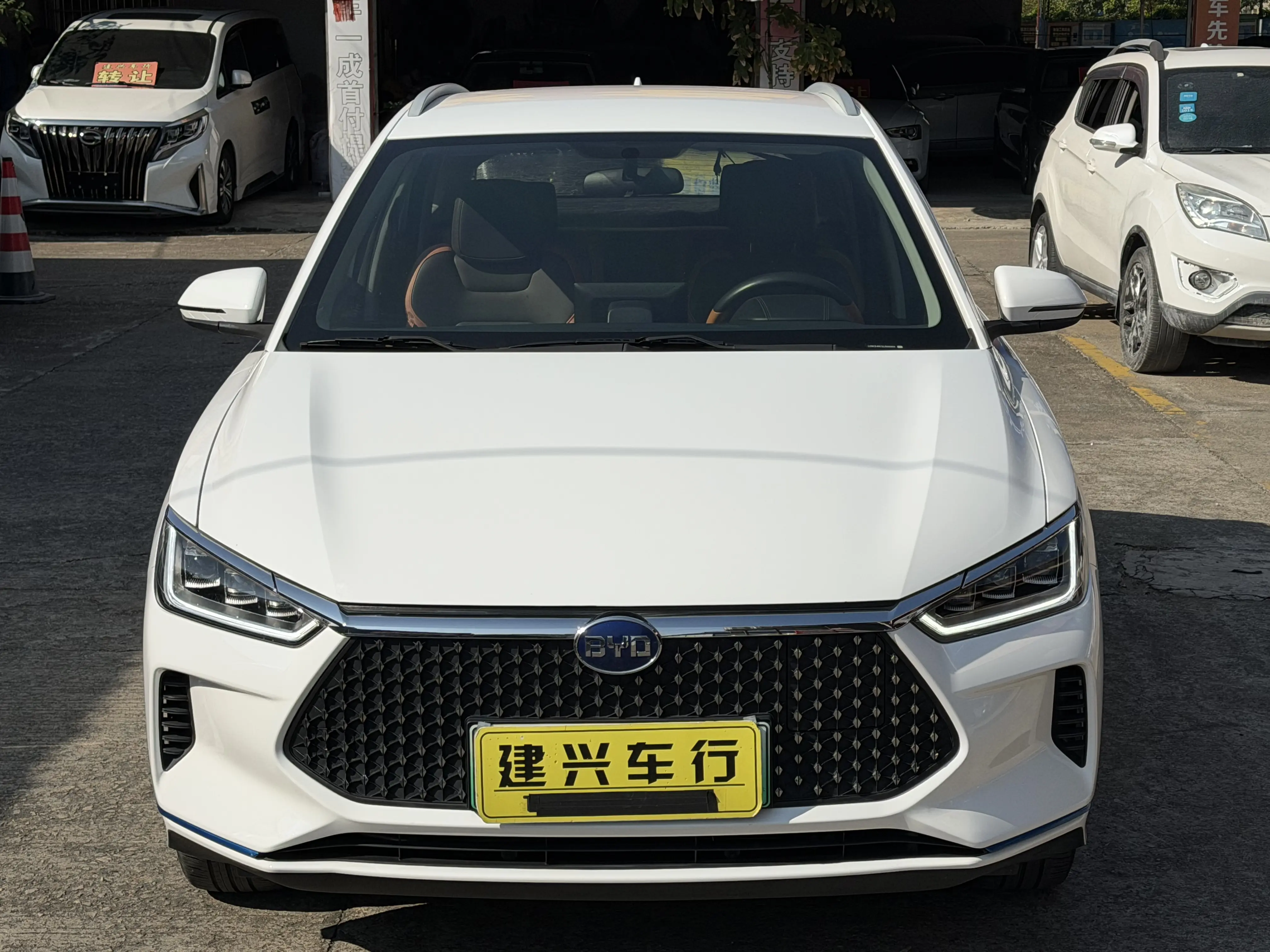 BYD e2  из Китая