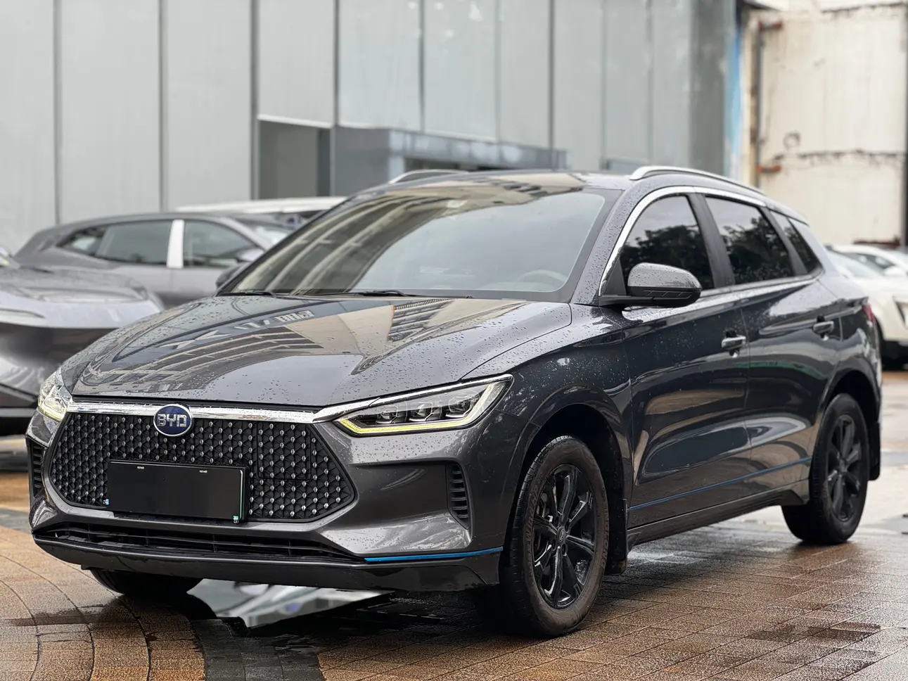 BYD e2  из Китая