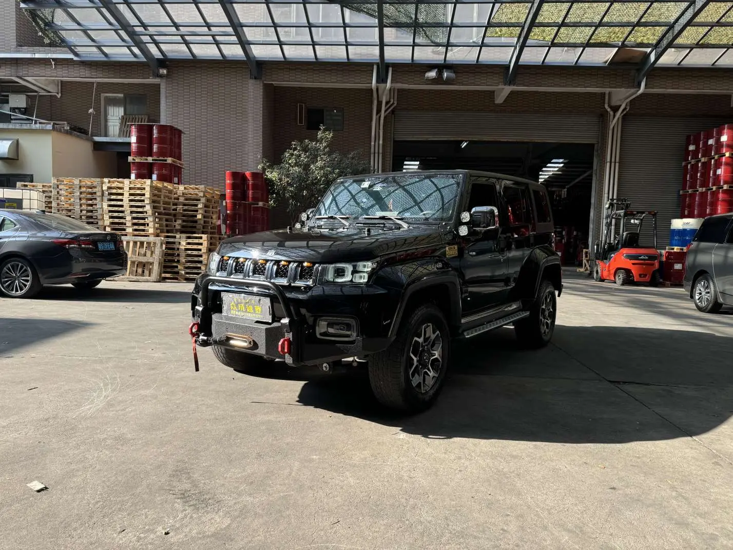 BAIC Beijing Off-road BJ40  из Китая