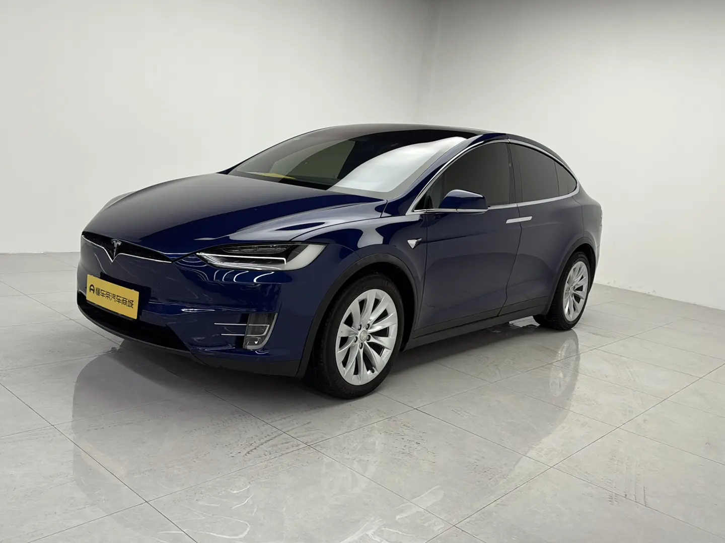 Tesla Model X  из Китая