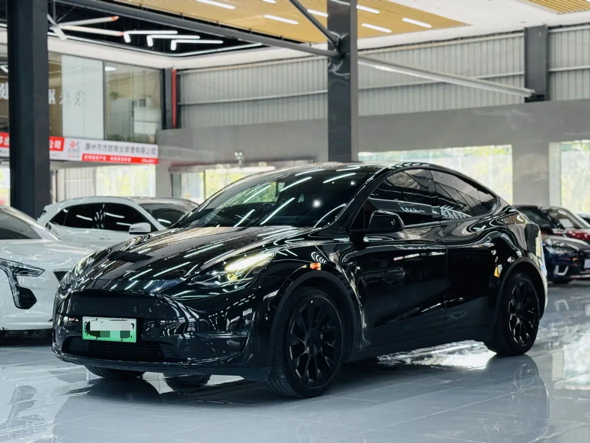 Tesla Model Y  из Китая