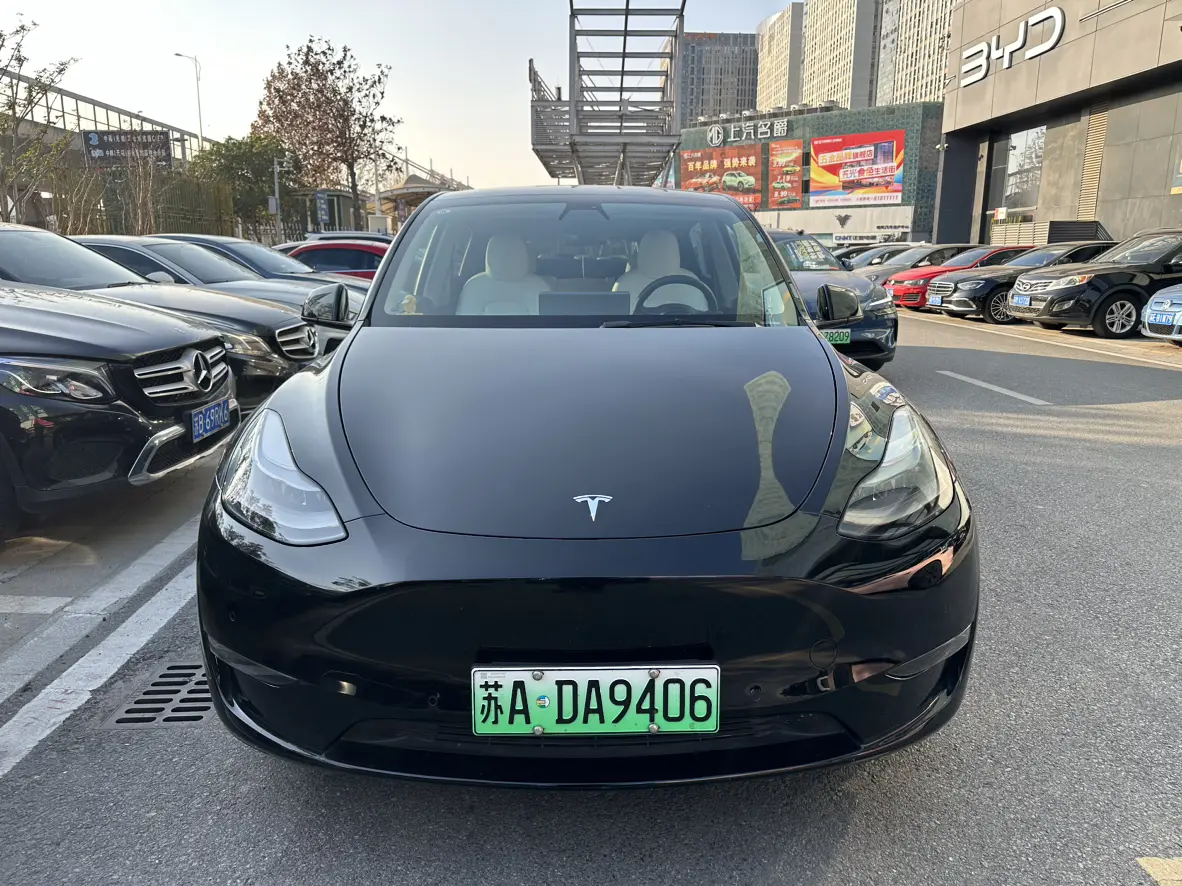 Tesla Model Y  из Китая
