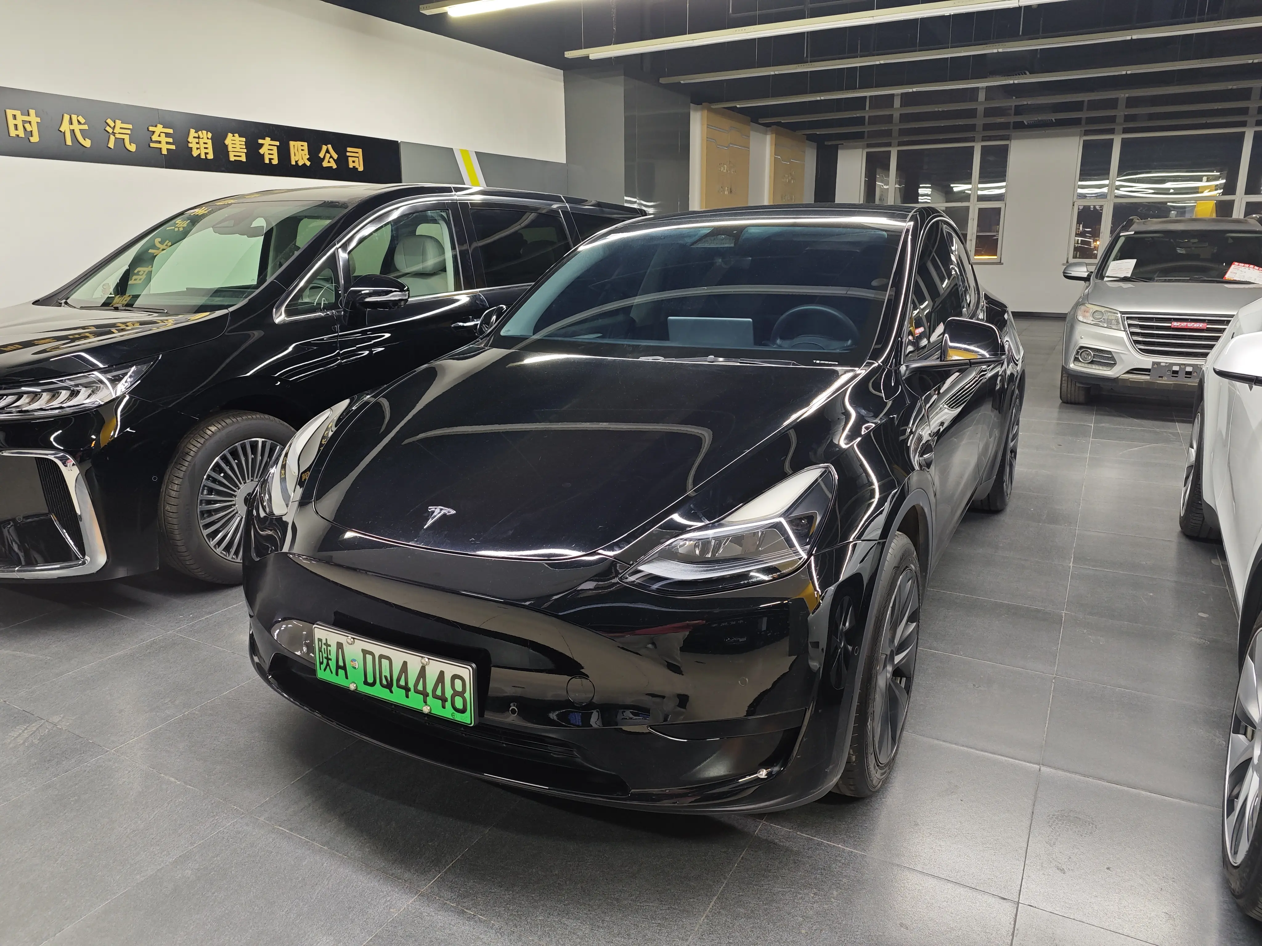 Tesla Model Y  из Китая