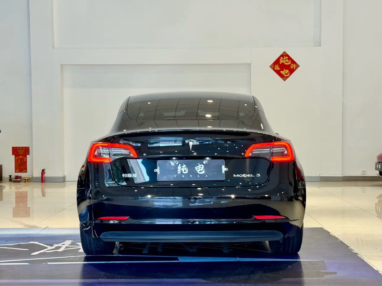 Tesla Model 3  из Китая