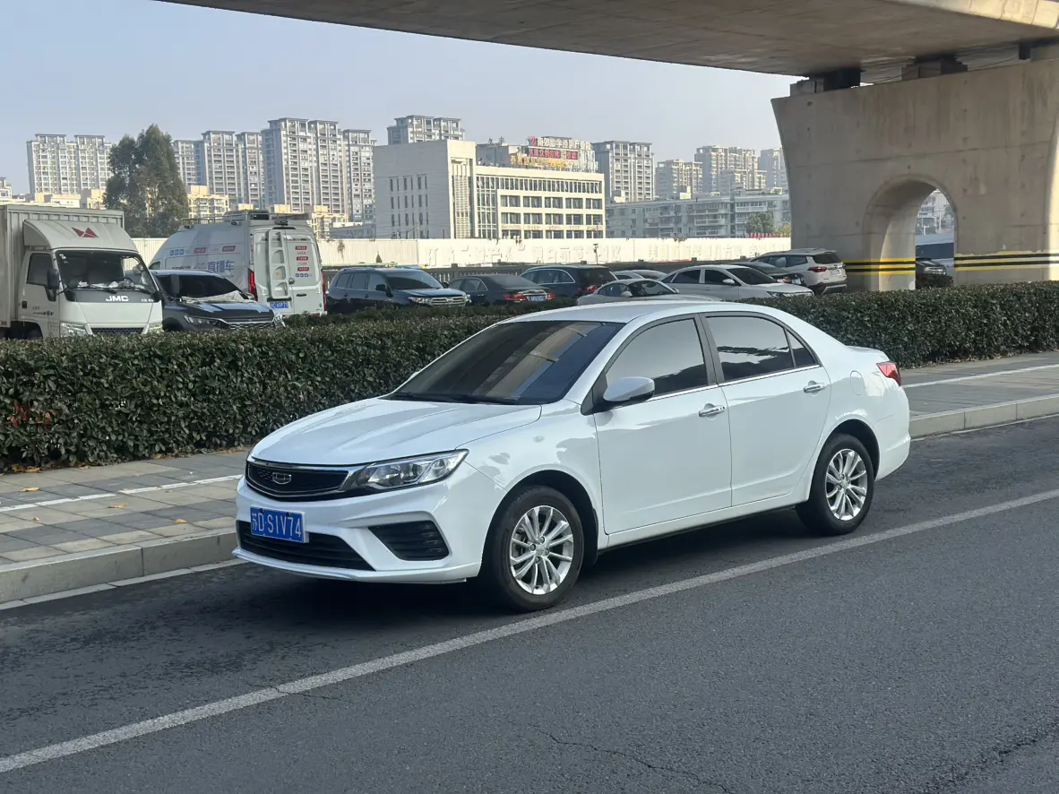 Geely Vision  из Китая