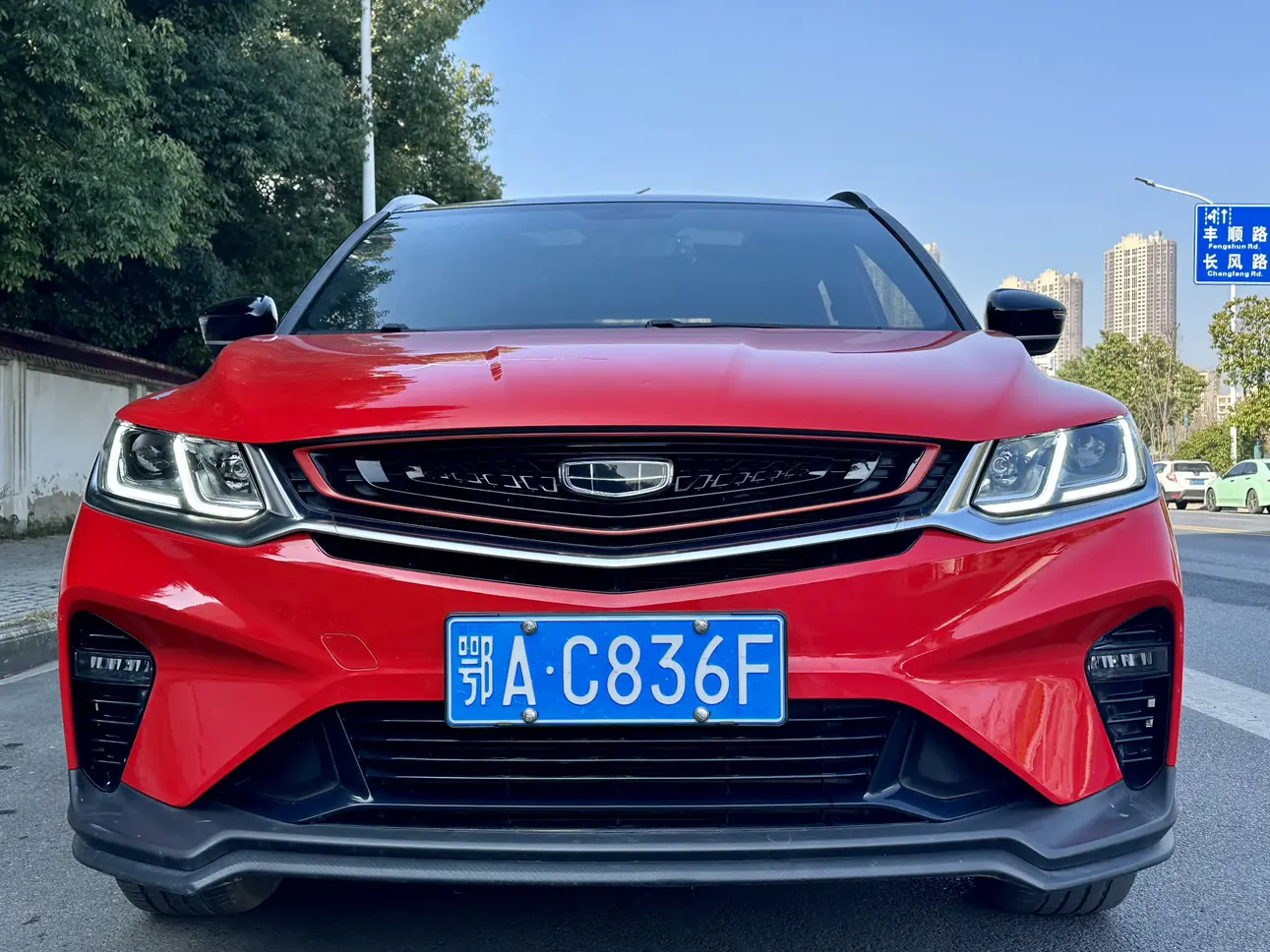 Geely Coolray SX11 (Binyue)  из Китая