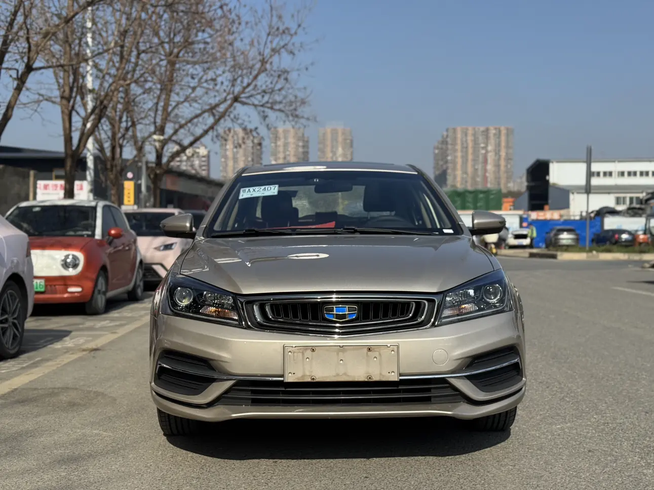 Geely Emgrand  из Китая
