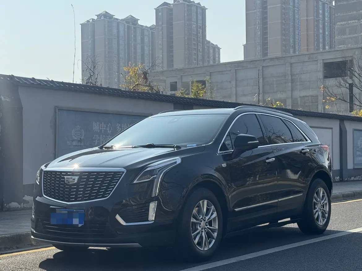 Cadillac XT5  из Китая