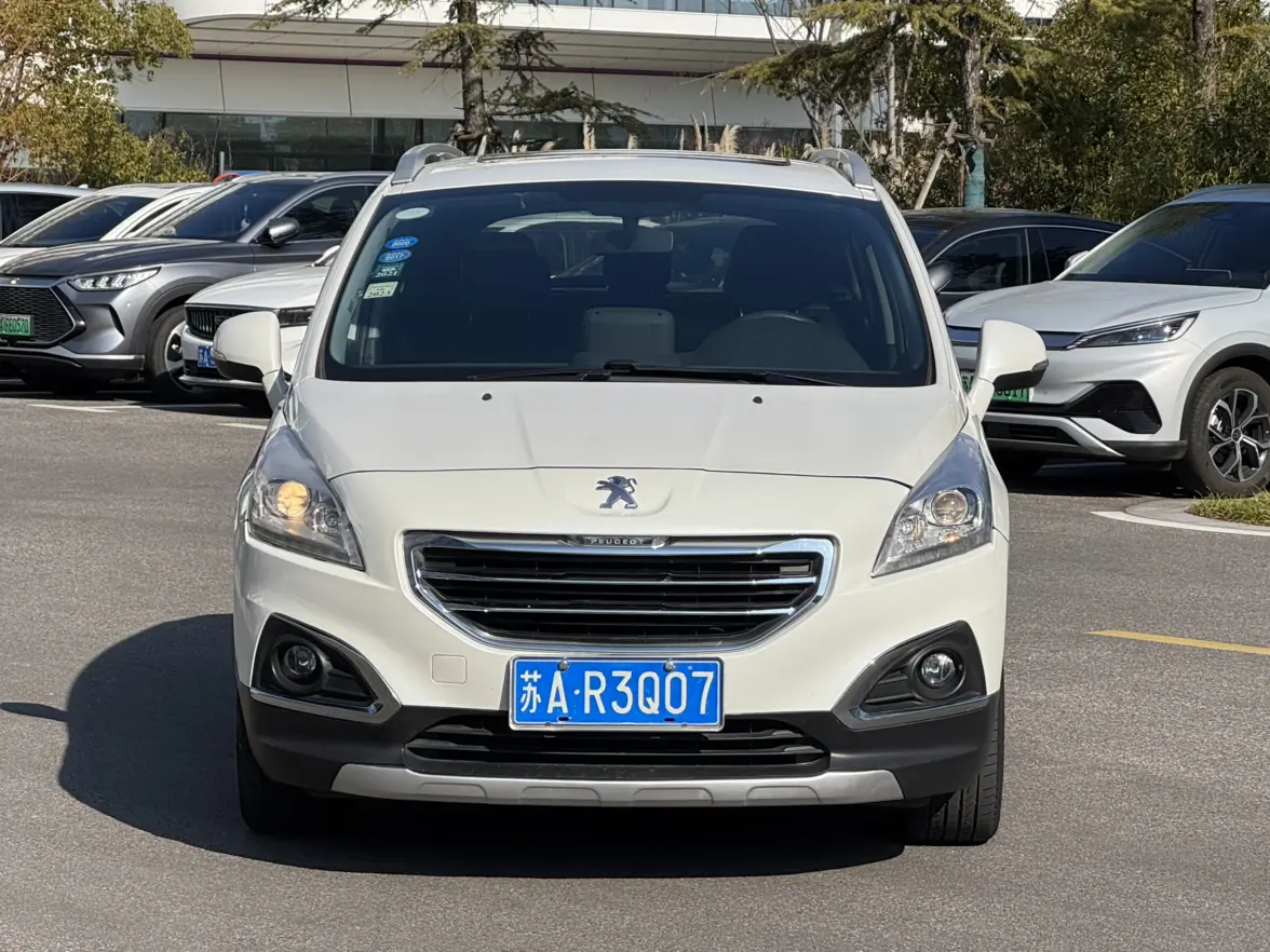 Peugeot 3008  из Китая