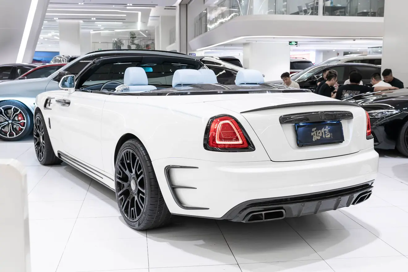 Rolls Royce Yao Ying  из Китая