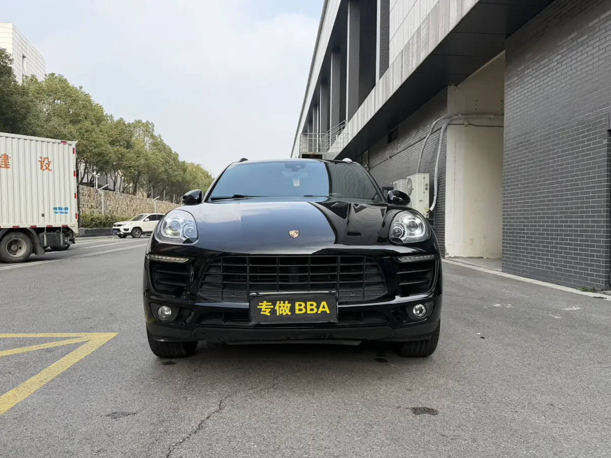 Porsche Macan  из Китая