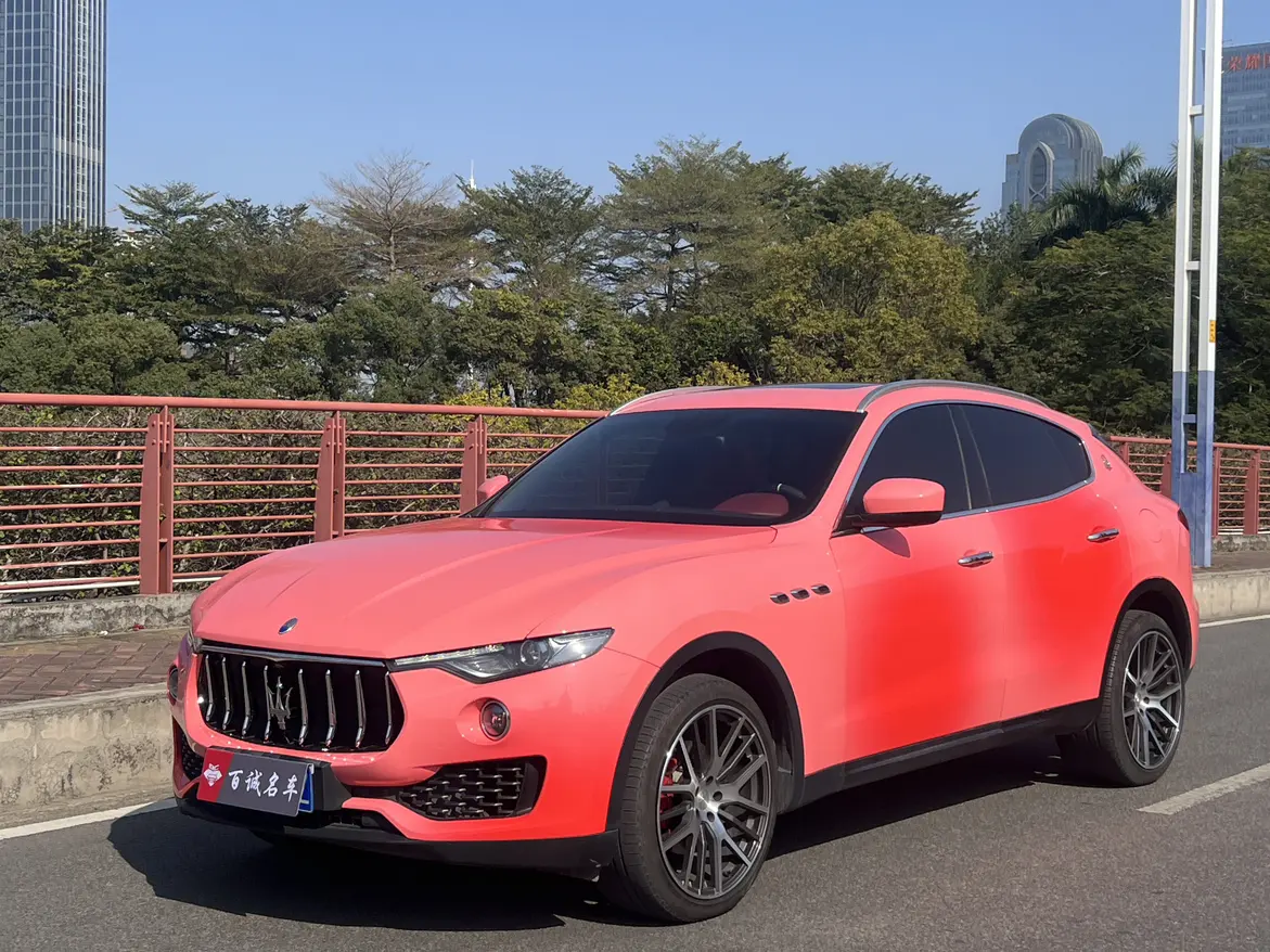 Maserati Levante  из Китая