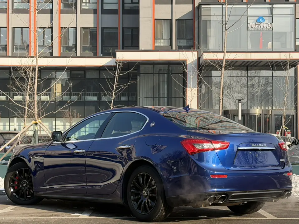 Maserati Ghibli  из Китая
