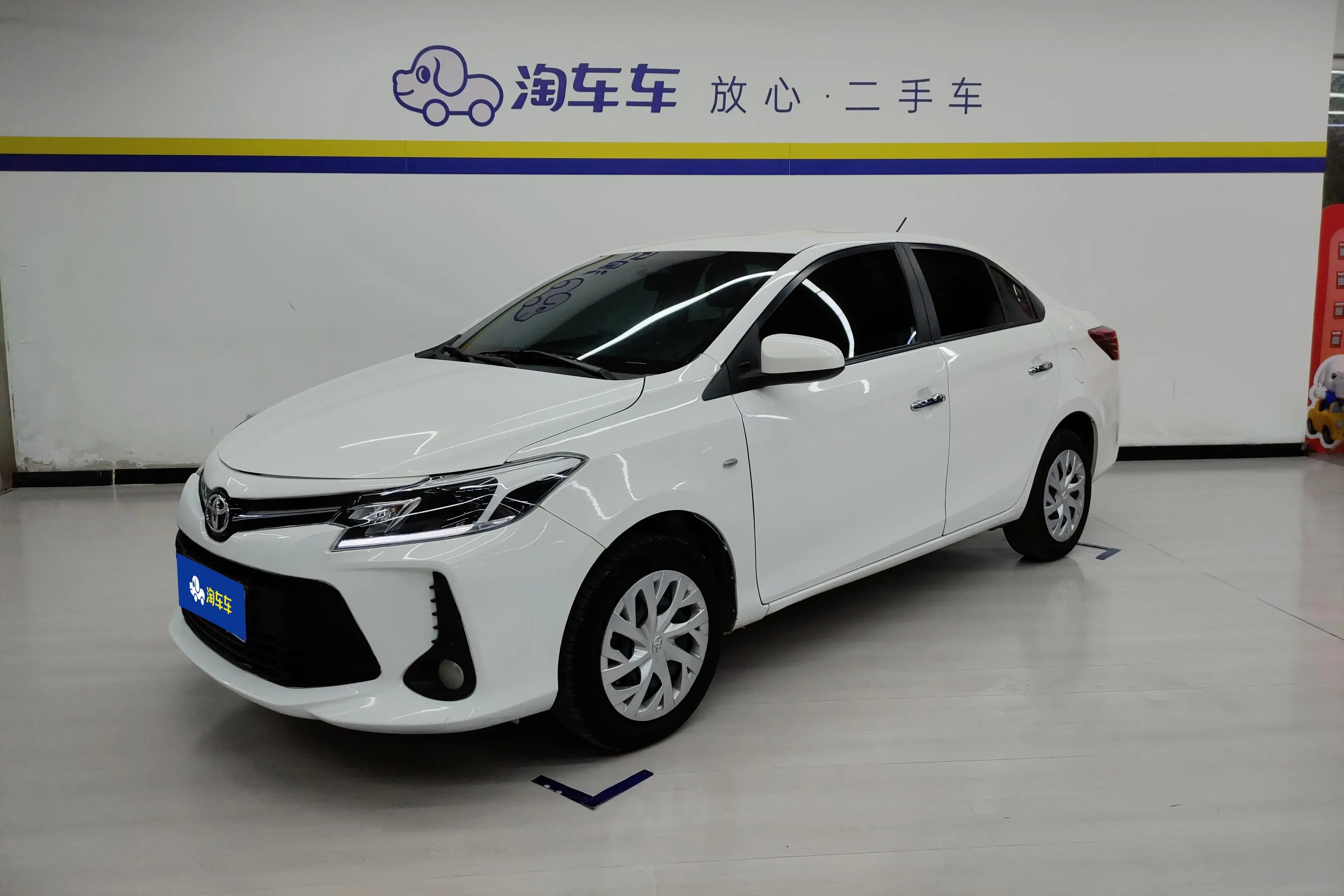 Toyota Vios  из Китая