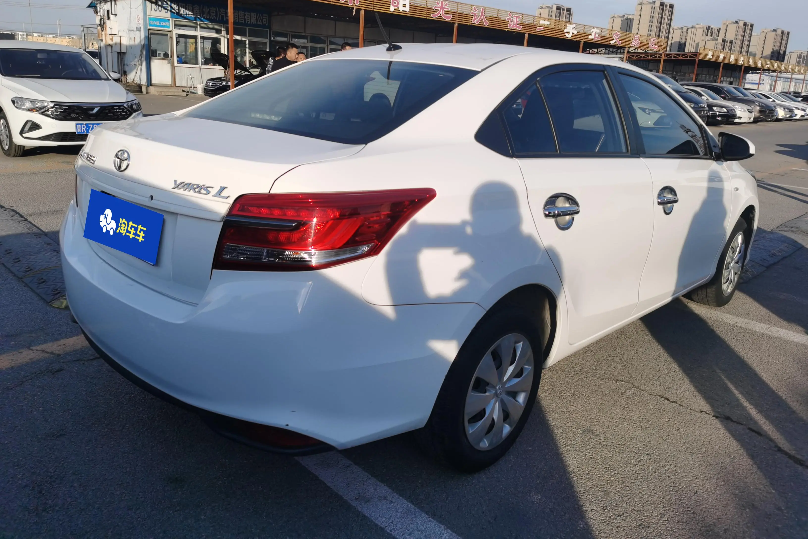 Toyota YARiS L Enjoy  из Китая