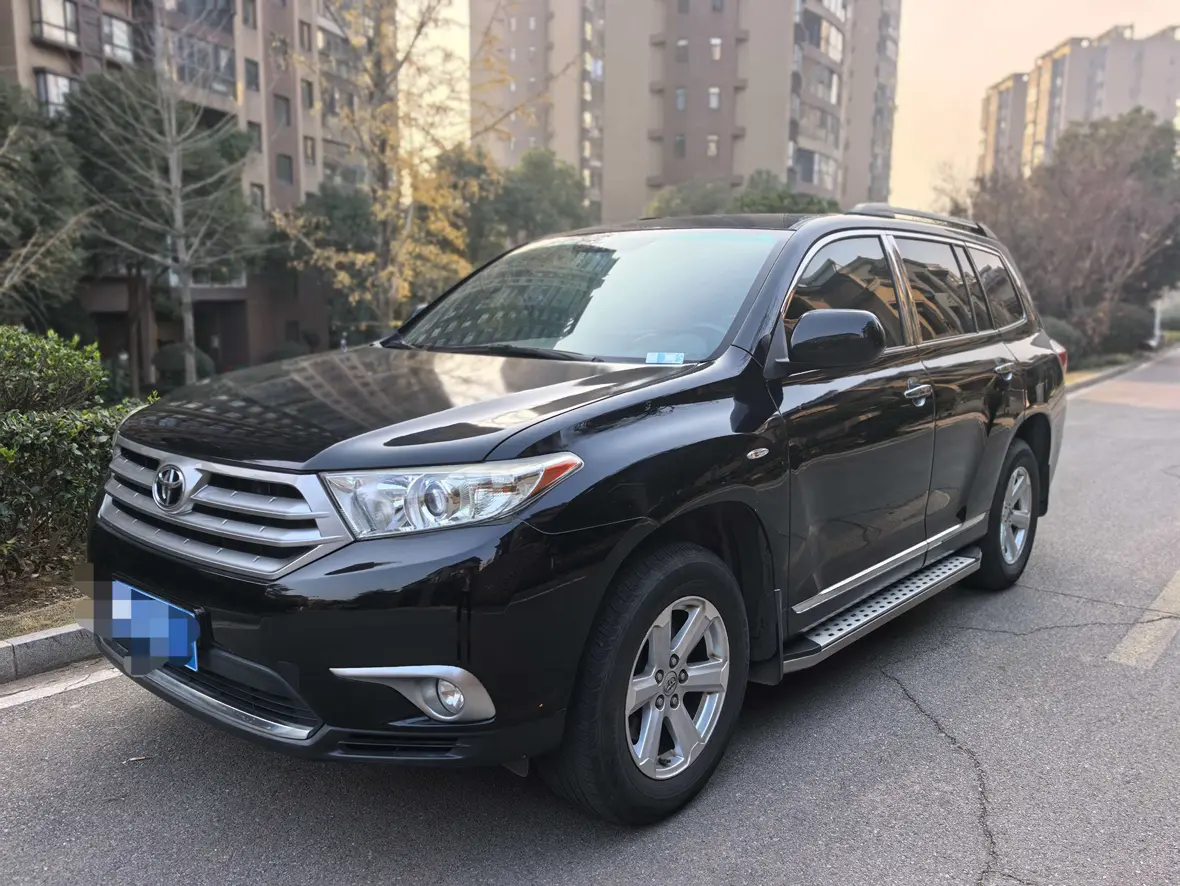 Toyota Highlander  из Китая