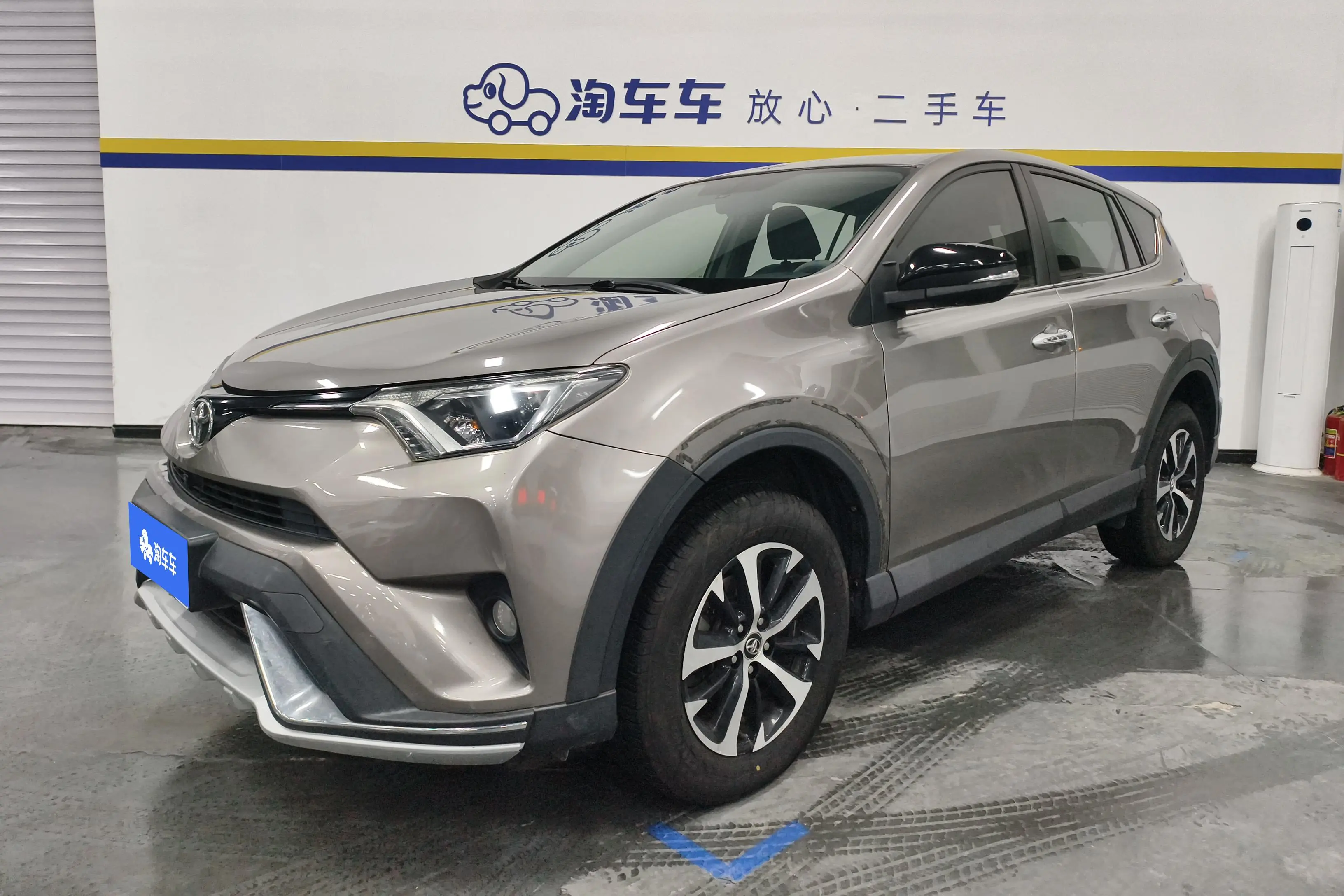 Toyota RAV4  из Китая