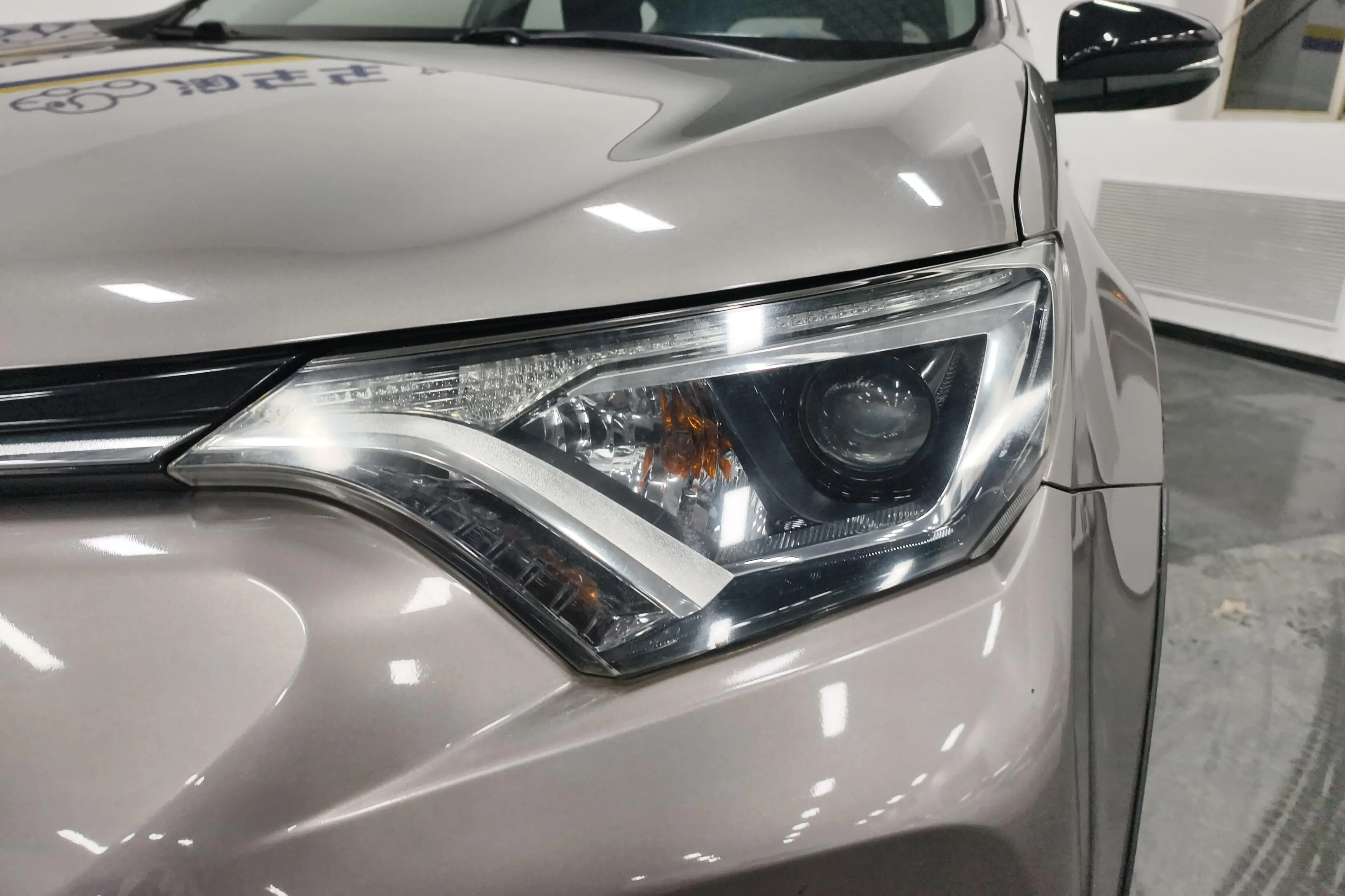 Toyota RAV4  из Китая