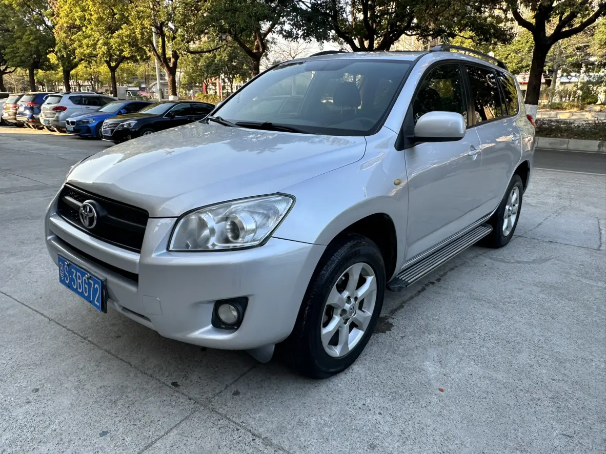 Toyota RAV4  из Китая