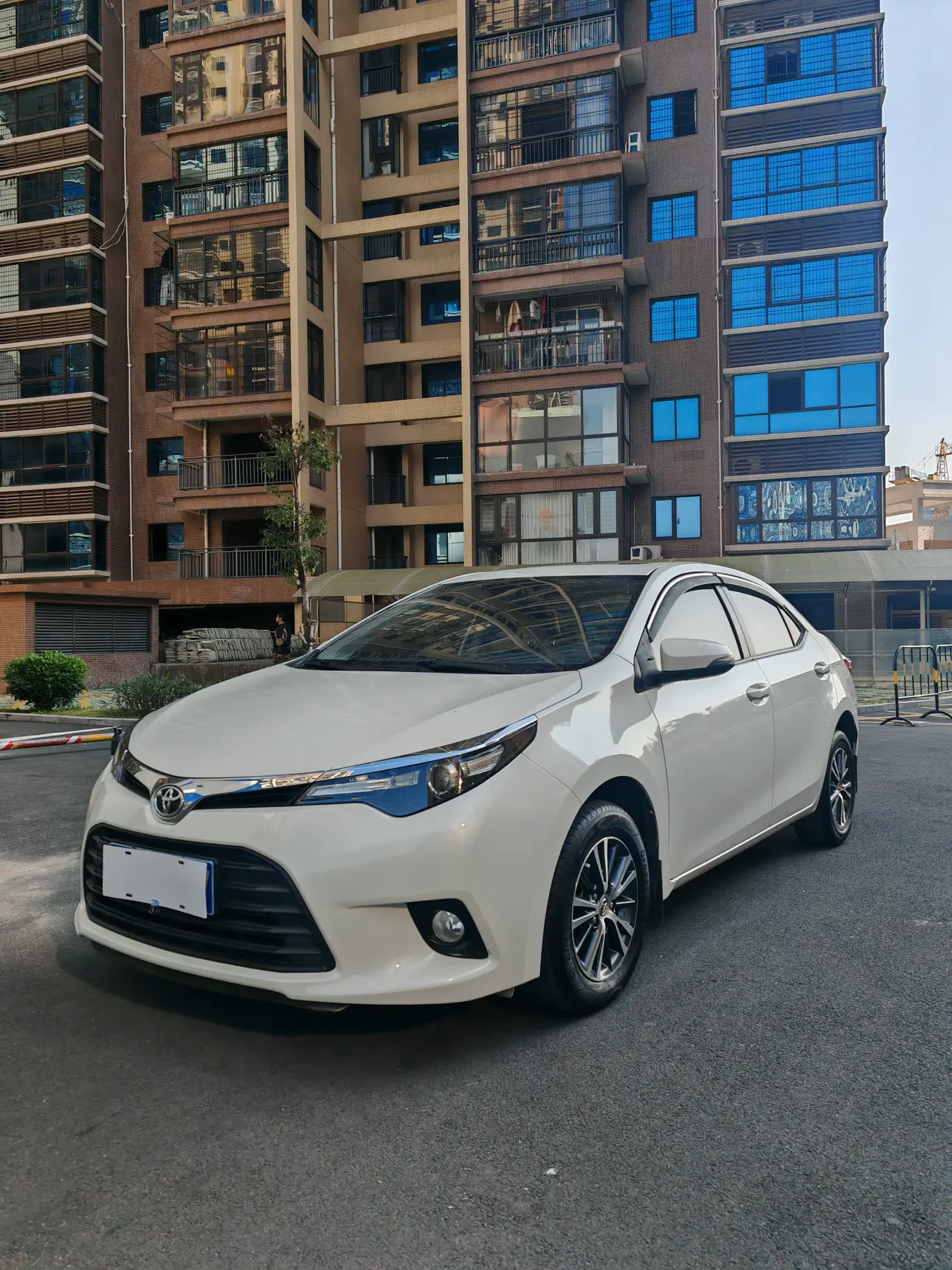 Toyota Levin (Lei Ling)  из Китая