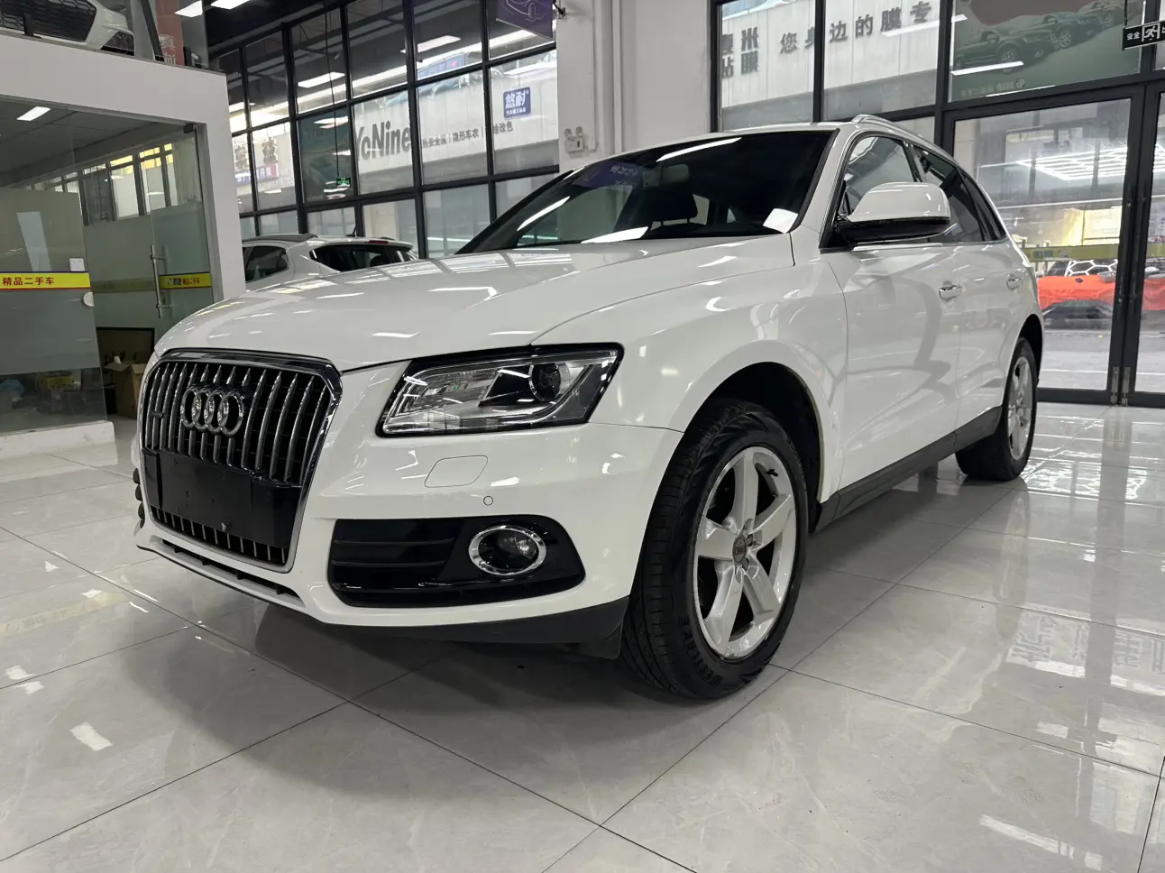 Audi Q5  из Китая