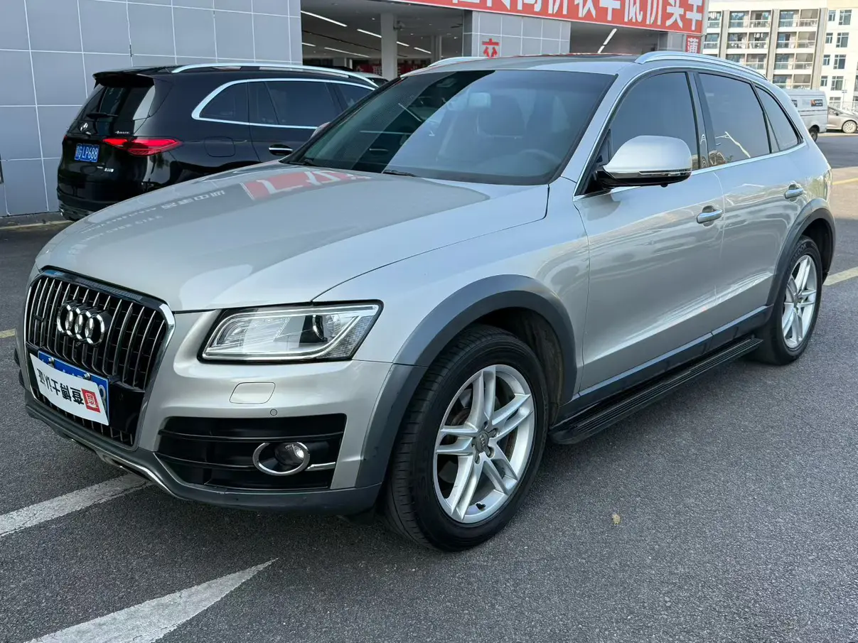 Audi Q5  из Китая