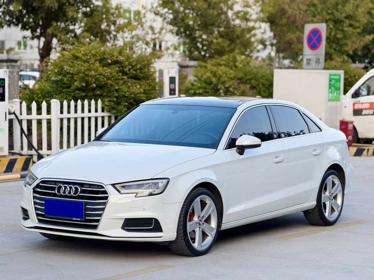 Audi A3  из Китая