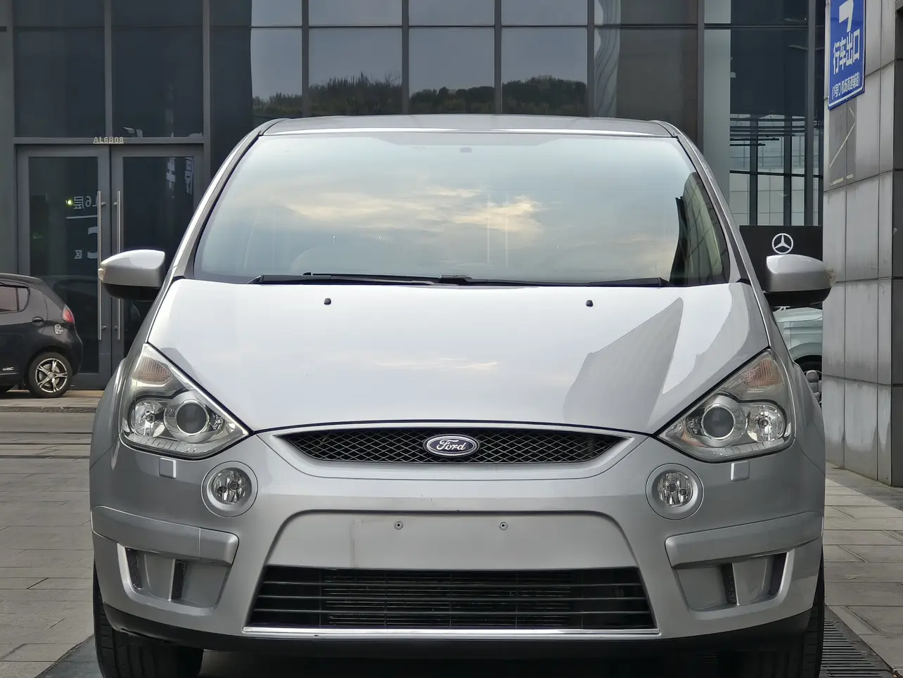 Ford Max  из Китая