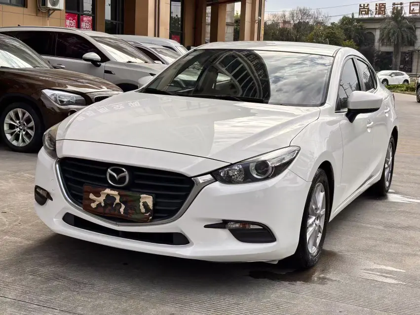 Mazda Axela (Mazda3)  из Китая