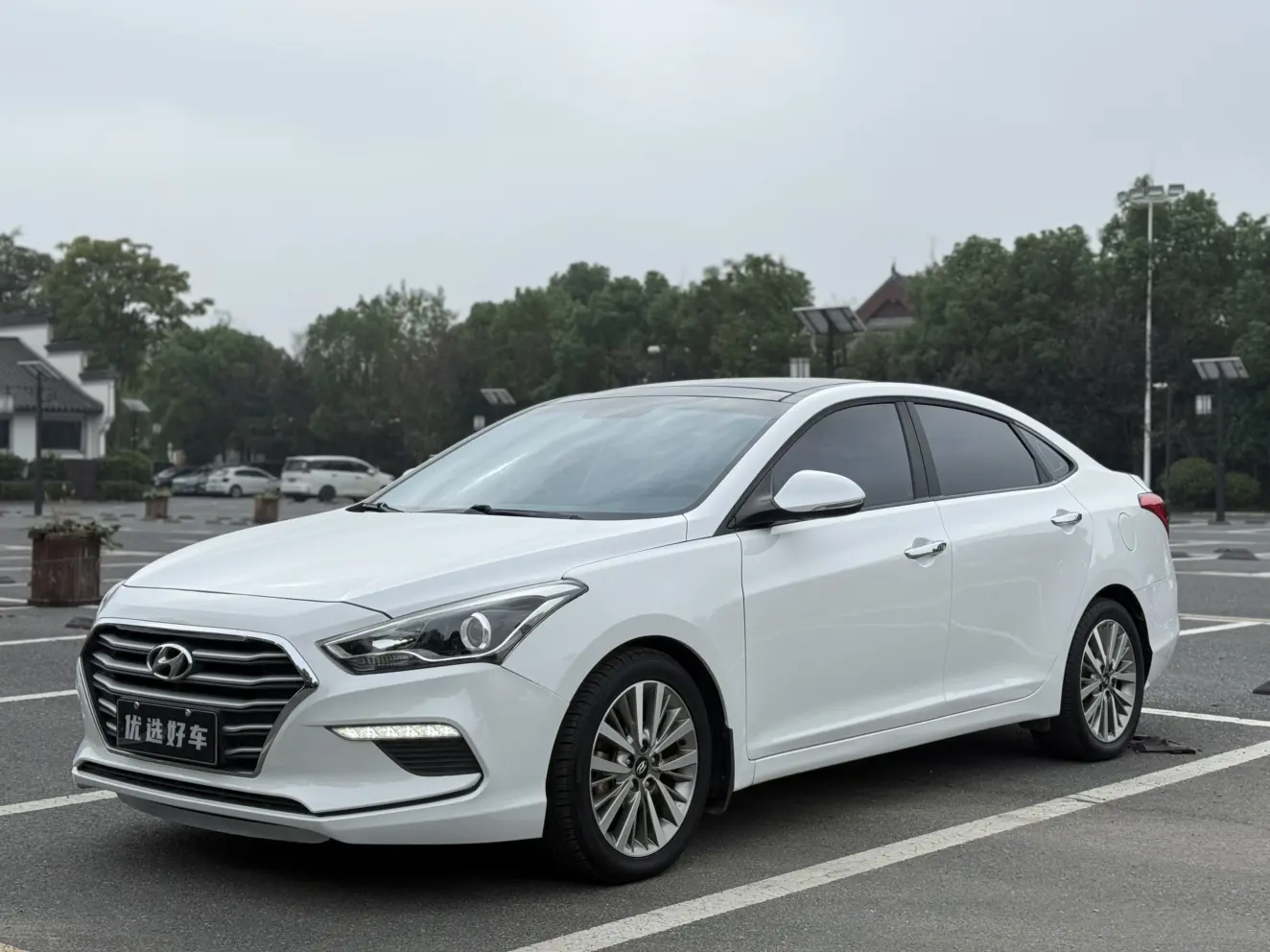 Hyundai Famous pictures  из Китая