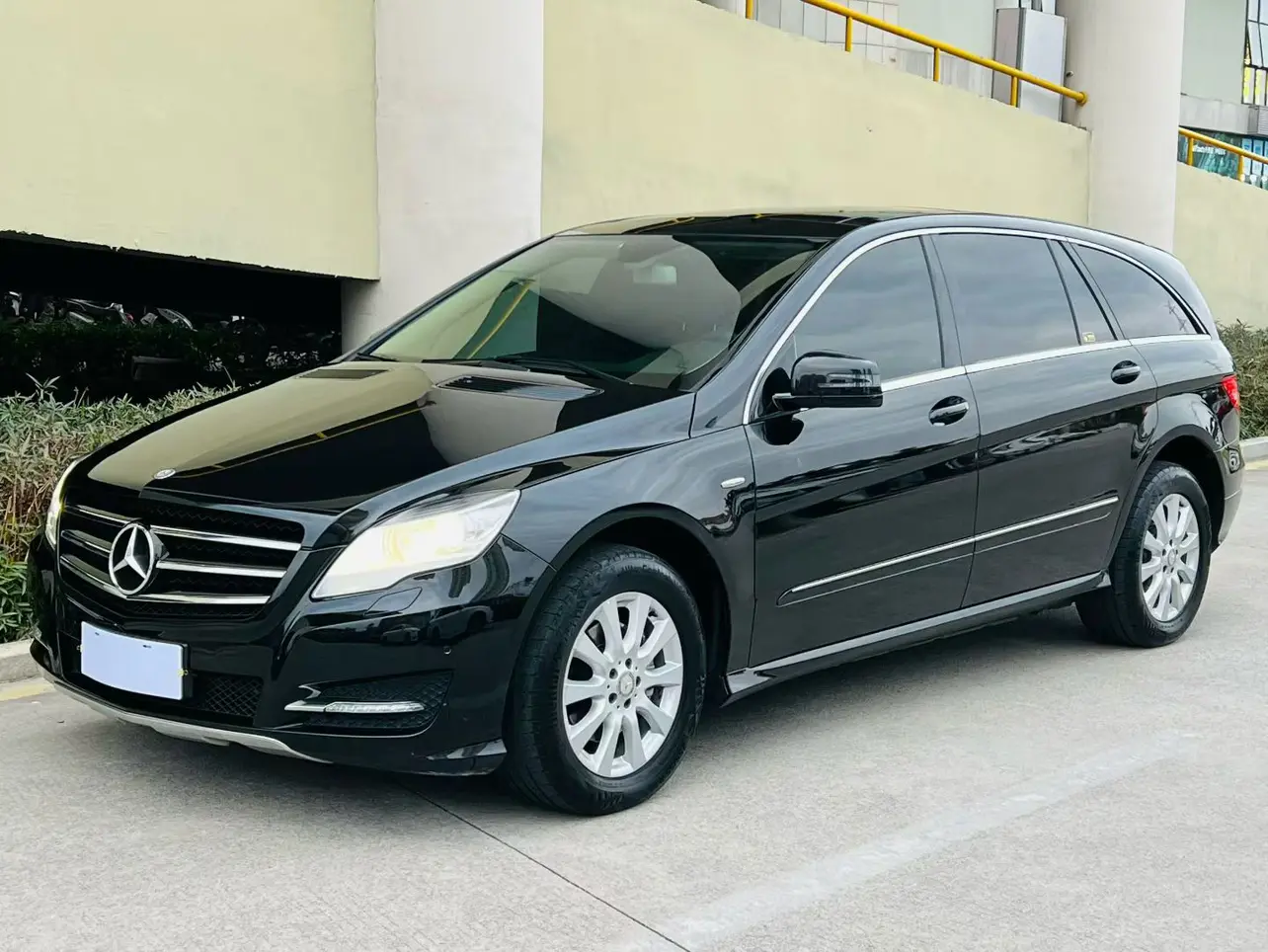 Mercedes-Benz R-Class  из Китая