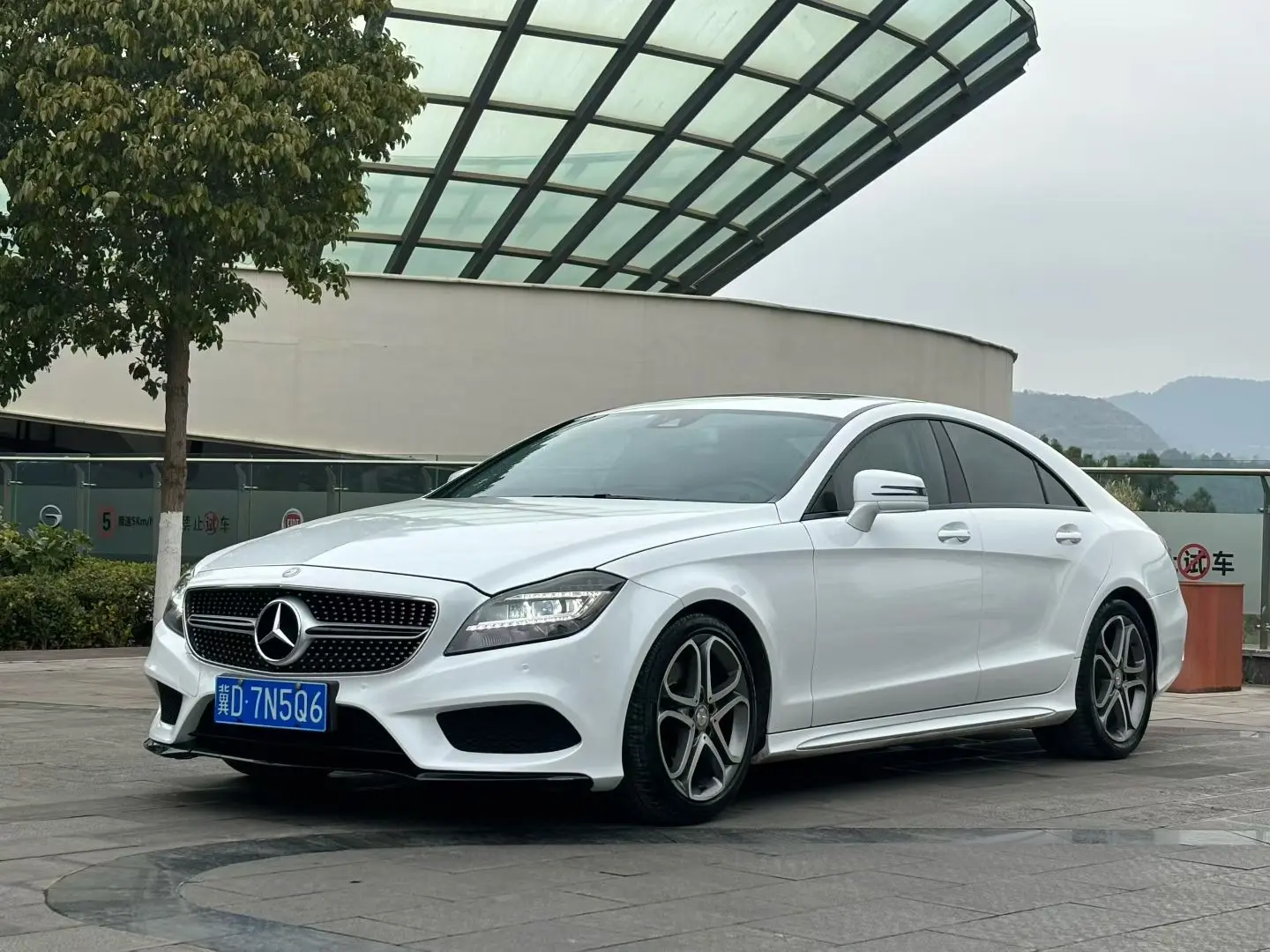 Mercedes-Benz Mercedes Benz CLS  из Китая