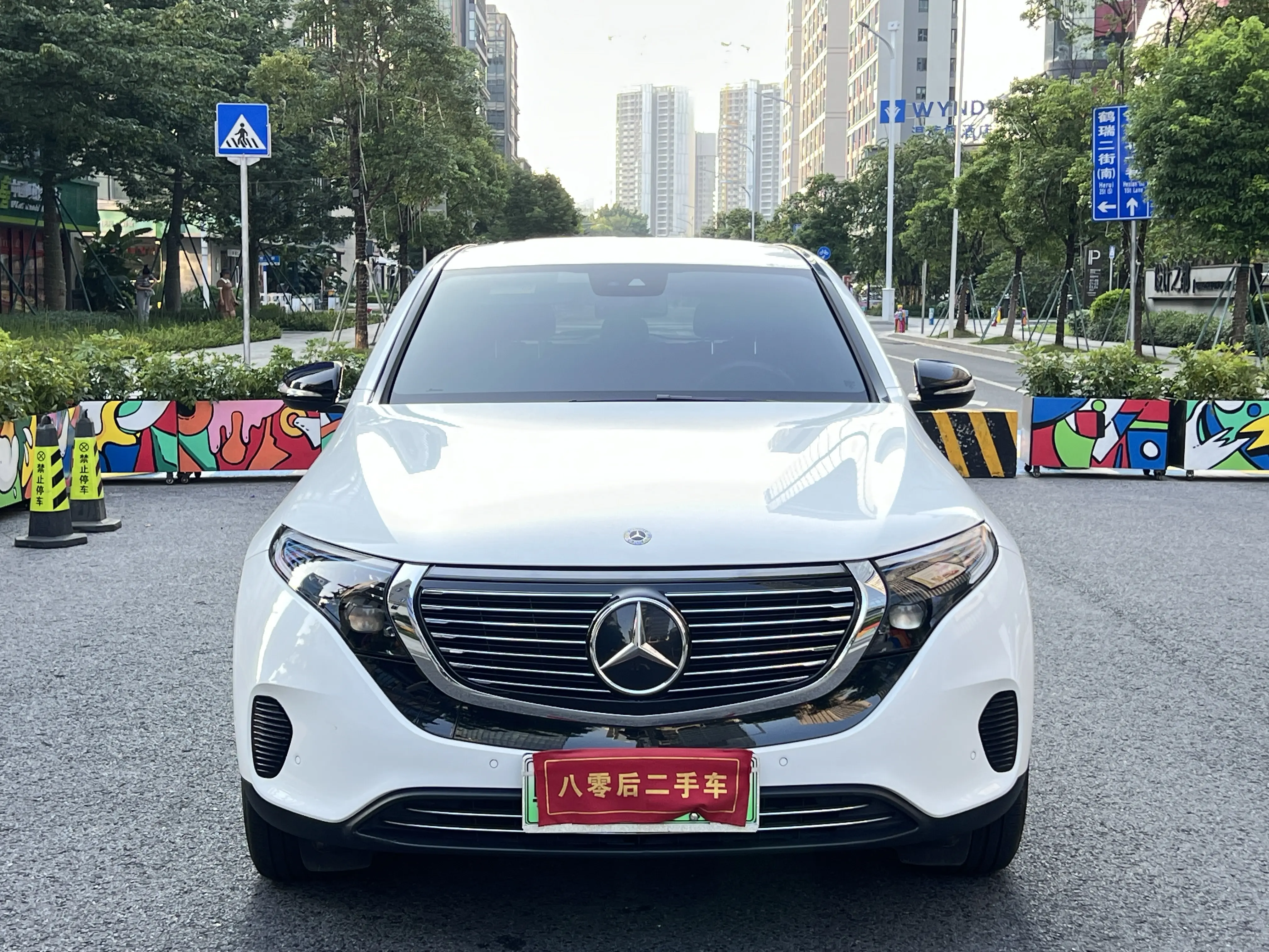 Mercedes-Benz EQC  из Китая