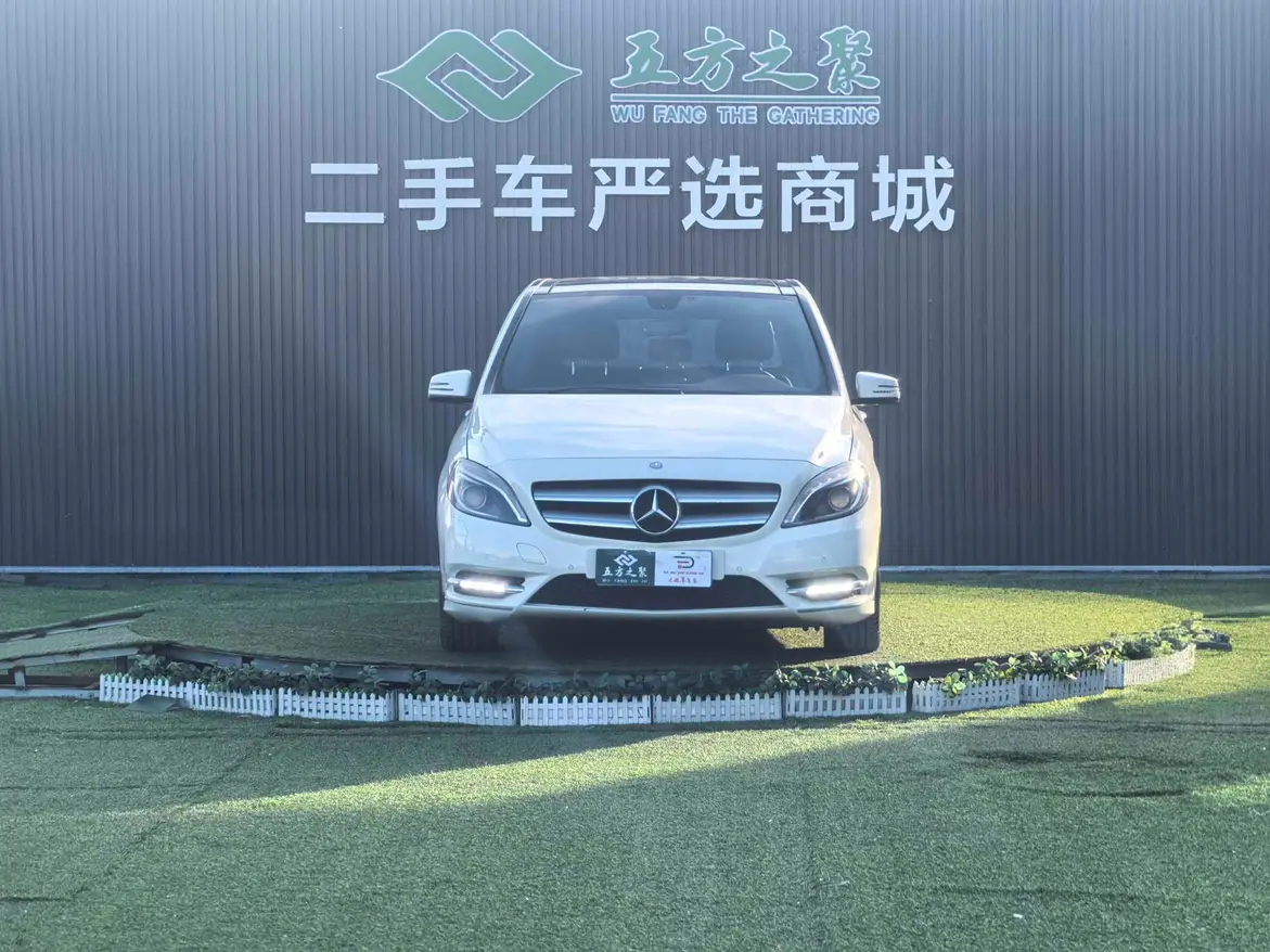 Mercedes-Benz Mercedes Benz B Class  из Китая
