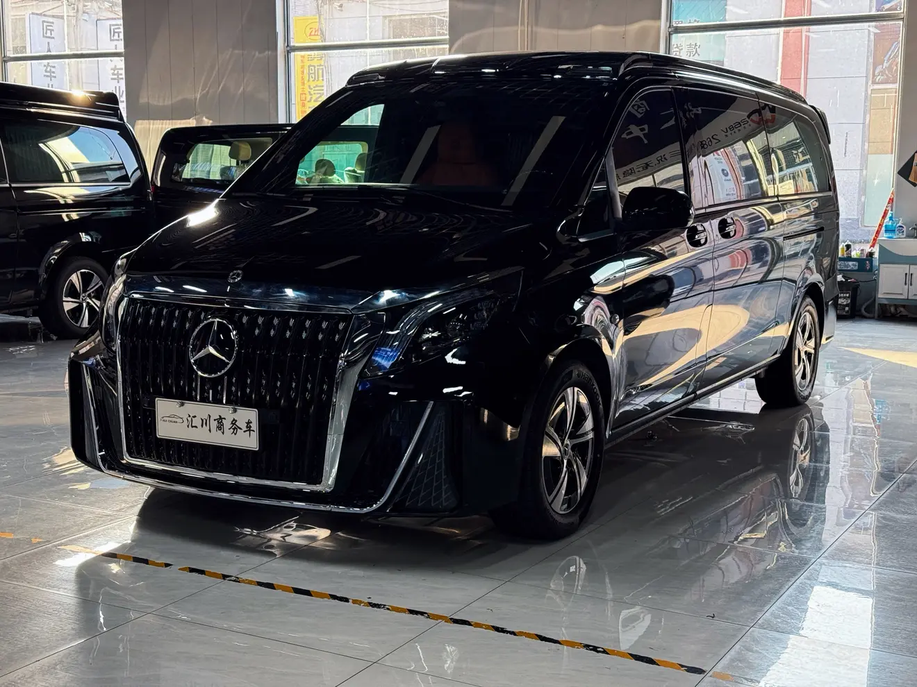 Mercedes-Benz Vito  из Китая