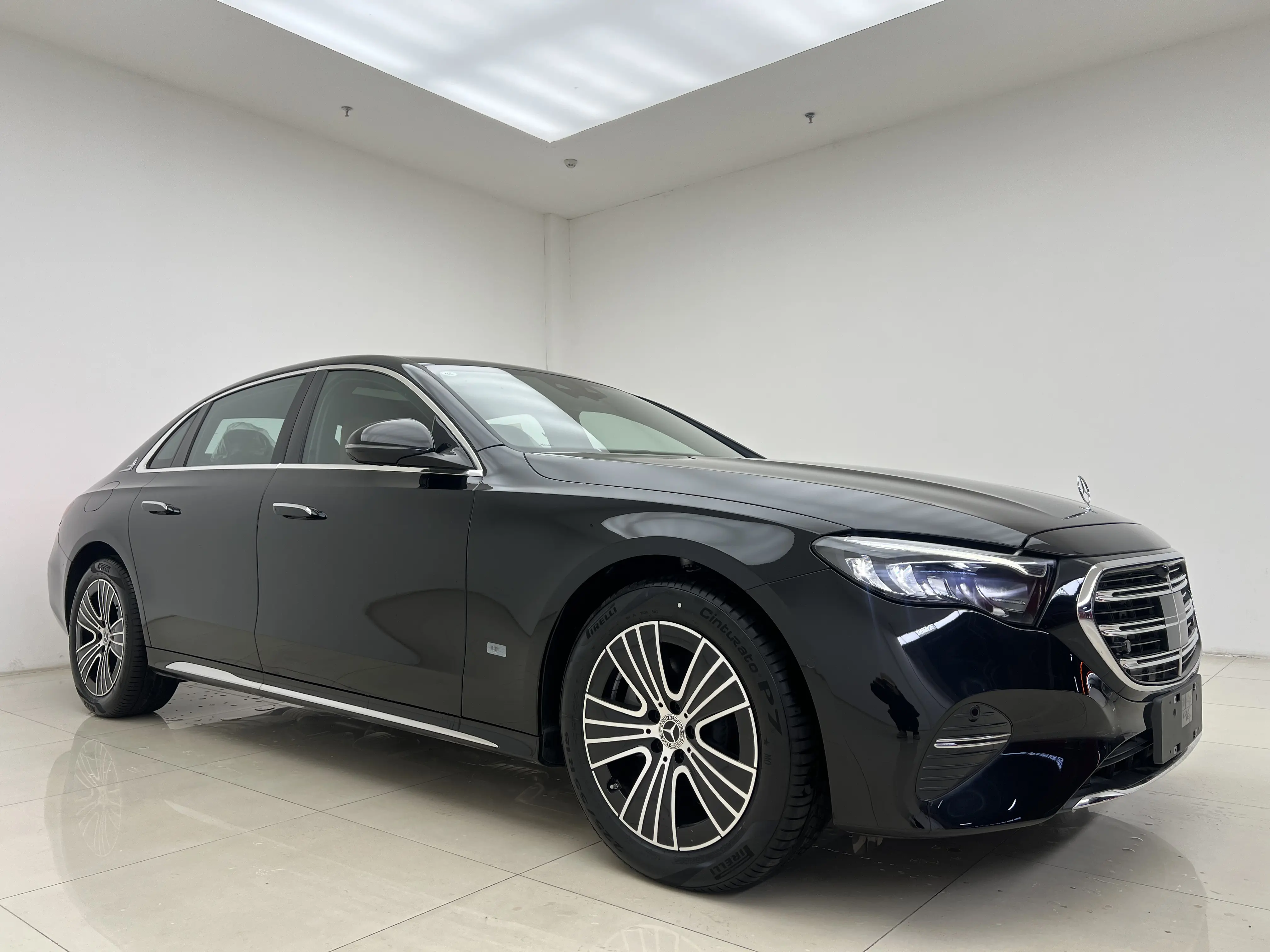 Mercedes-Benz E-Class  из Китая