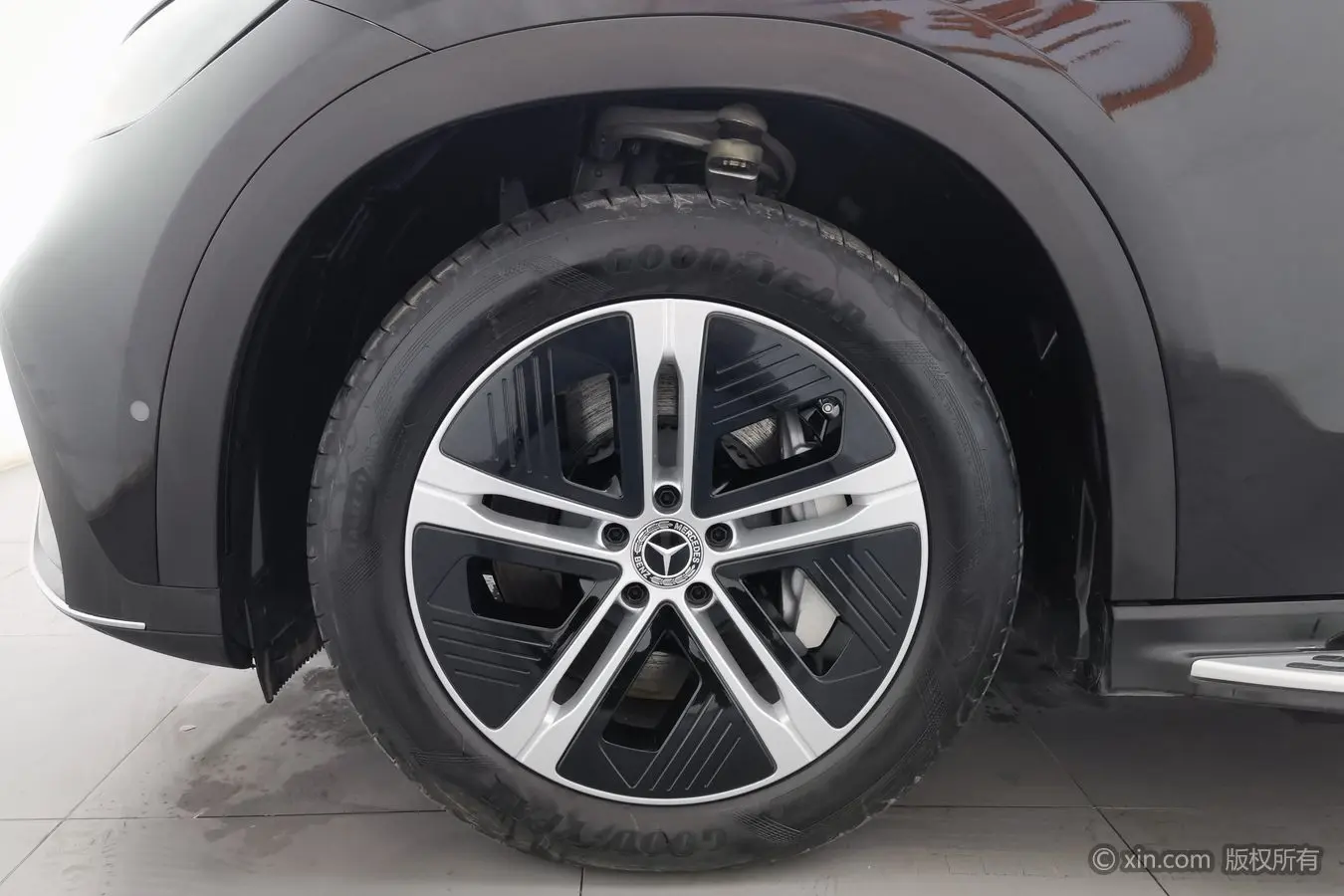 Mercedes-Benz EQE SUV  из Китая