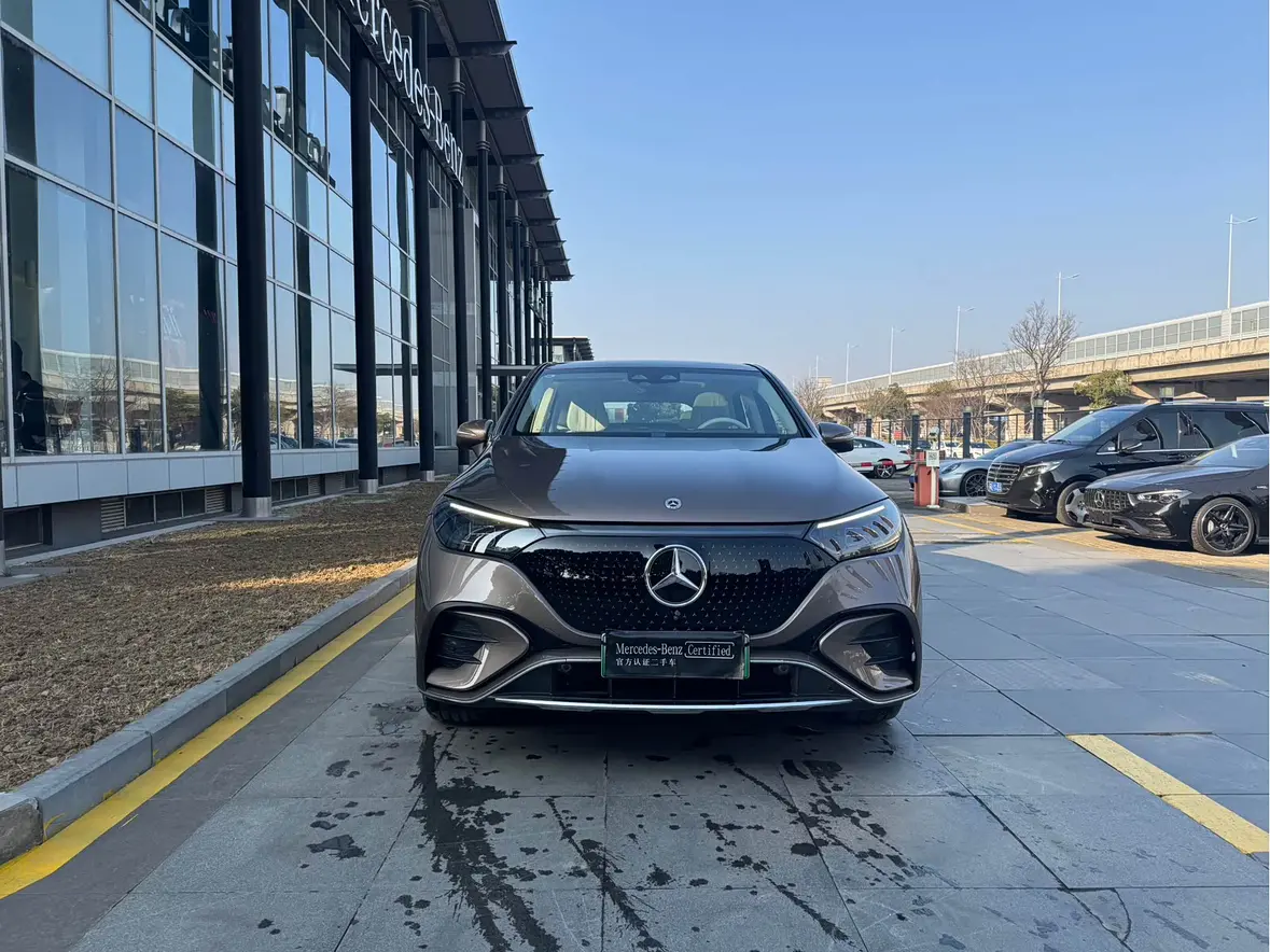 Mercedes-Benz EQE SUV  из Китая