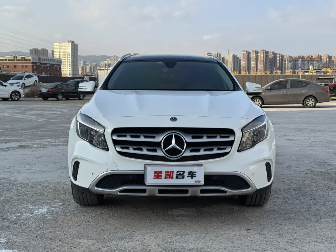 Mercedes-Benz GLA  из Китая