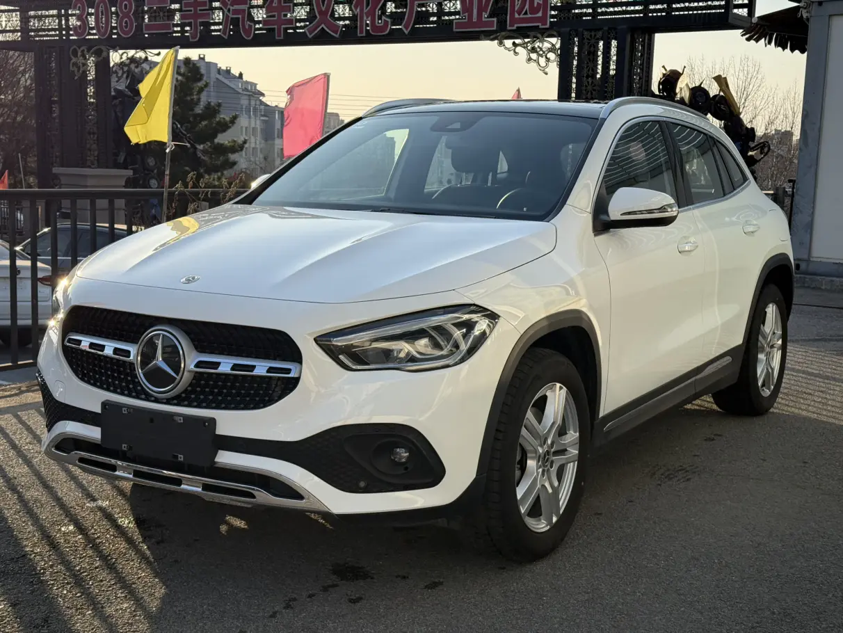Mercedes-Benz GLA  из Китая