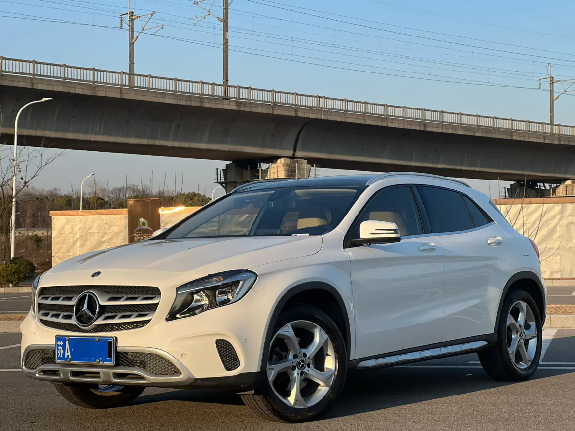 Mercedes-Benz GLA  из Китая