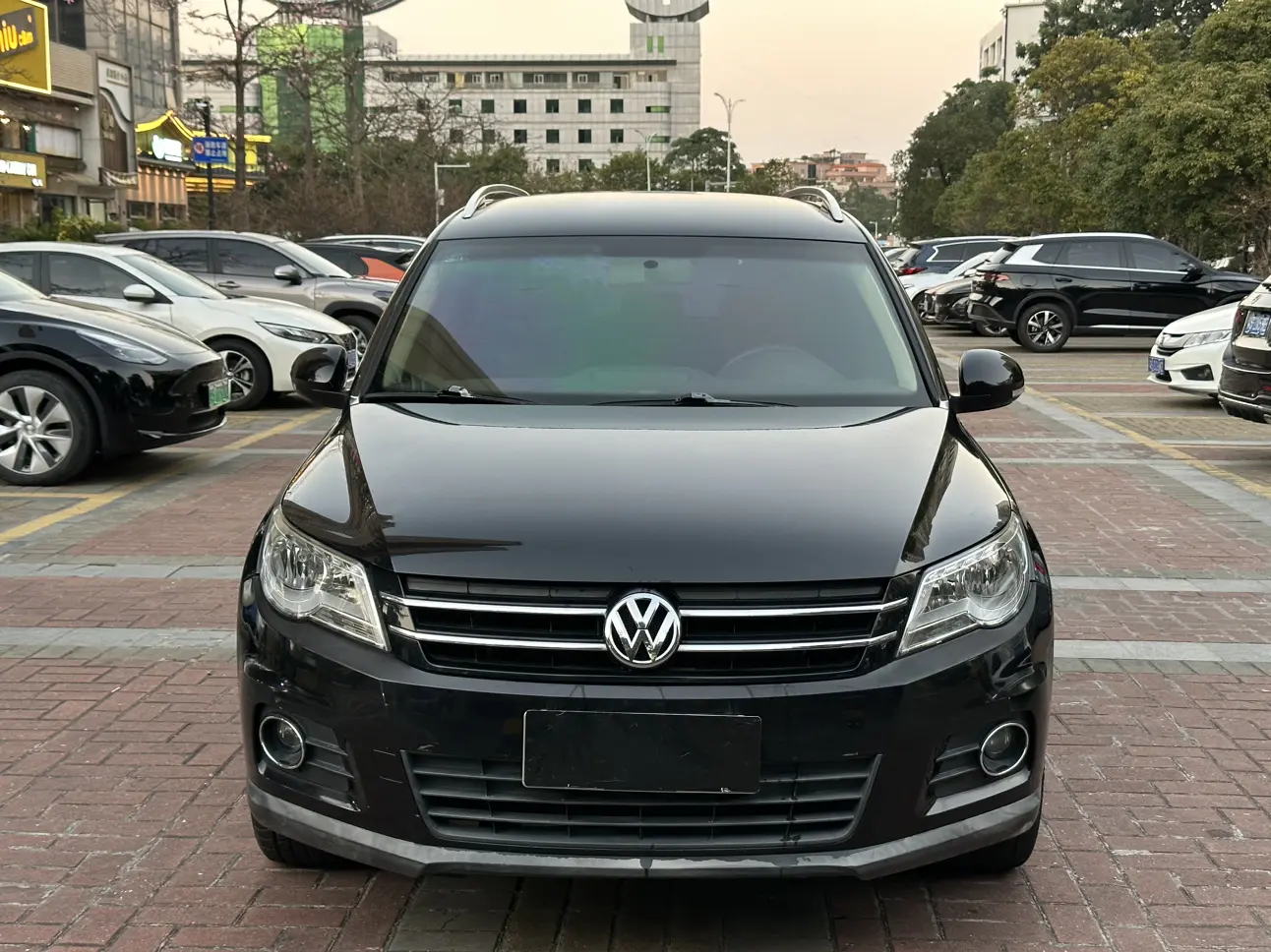 Volkswagen Tiguan  из Китая