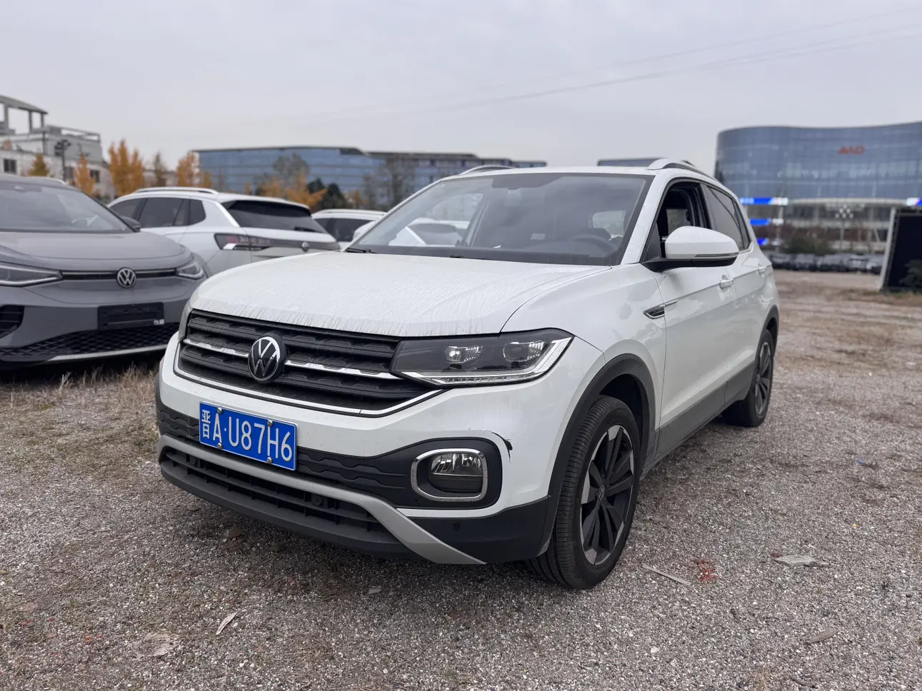 Volkswagen Explore the shadows  из Китая