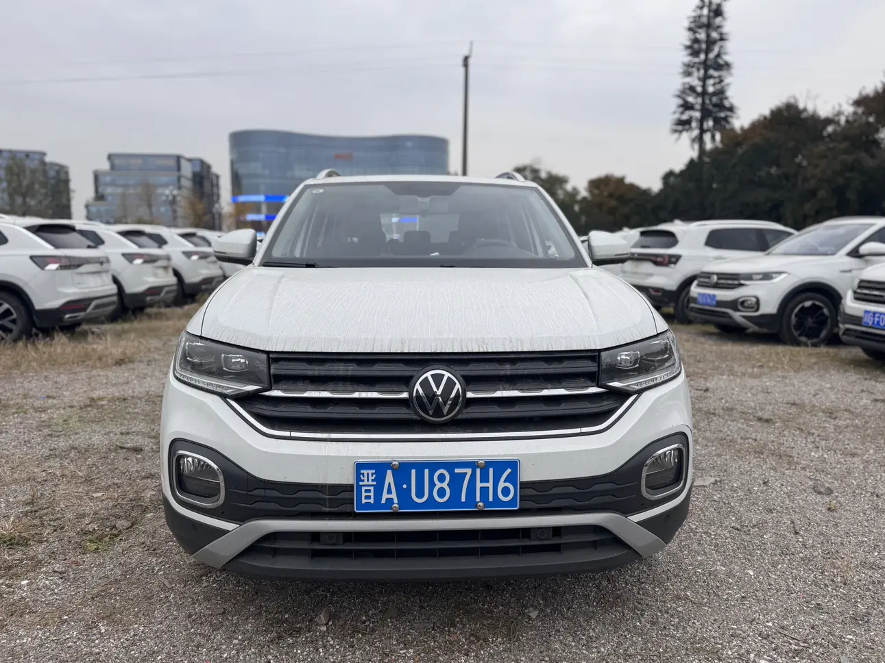 Volkswagen Explore the shadows  из Китая