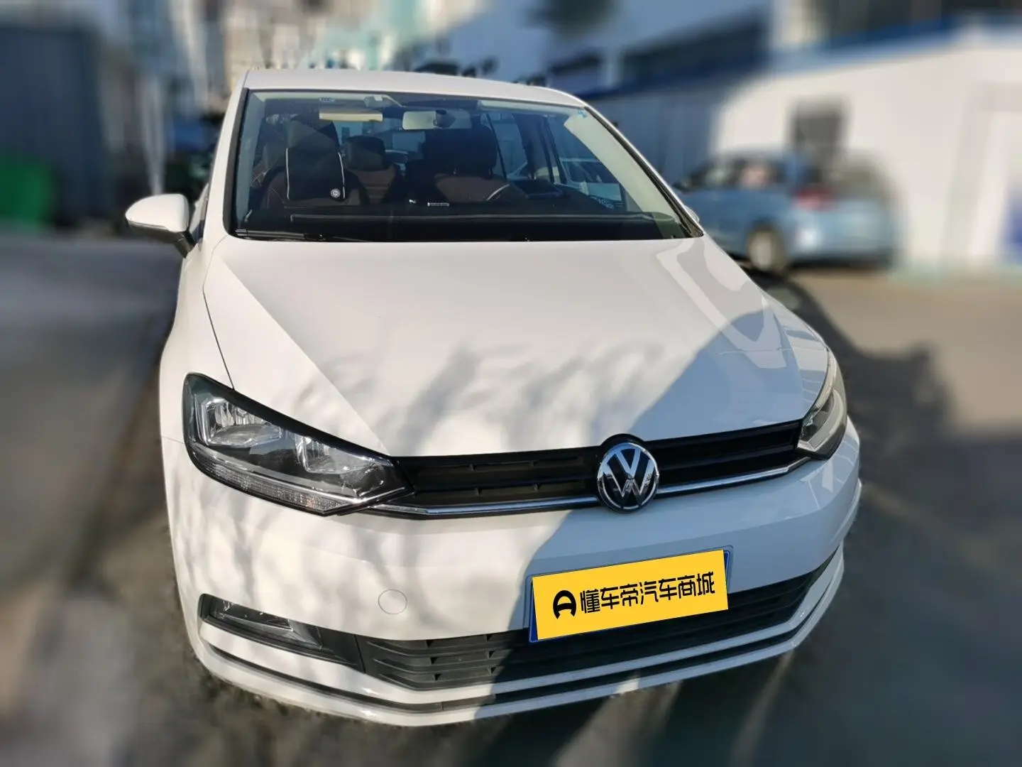 Volkswagen Touran L  из Китая